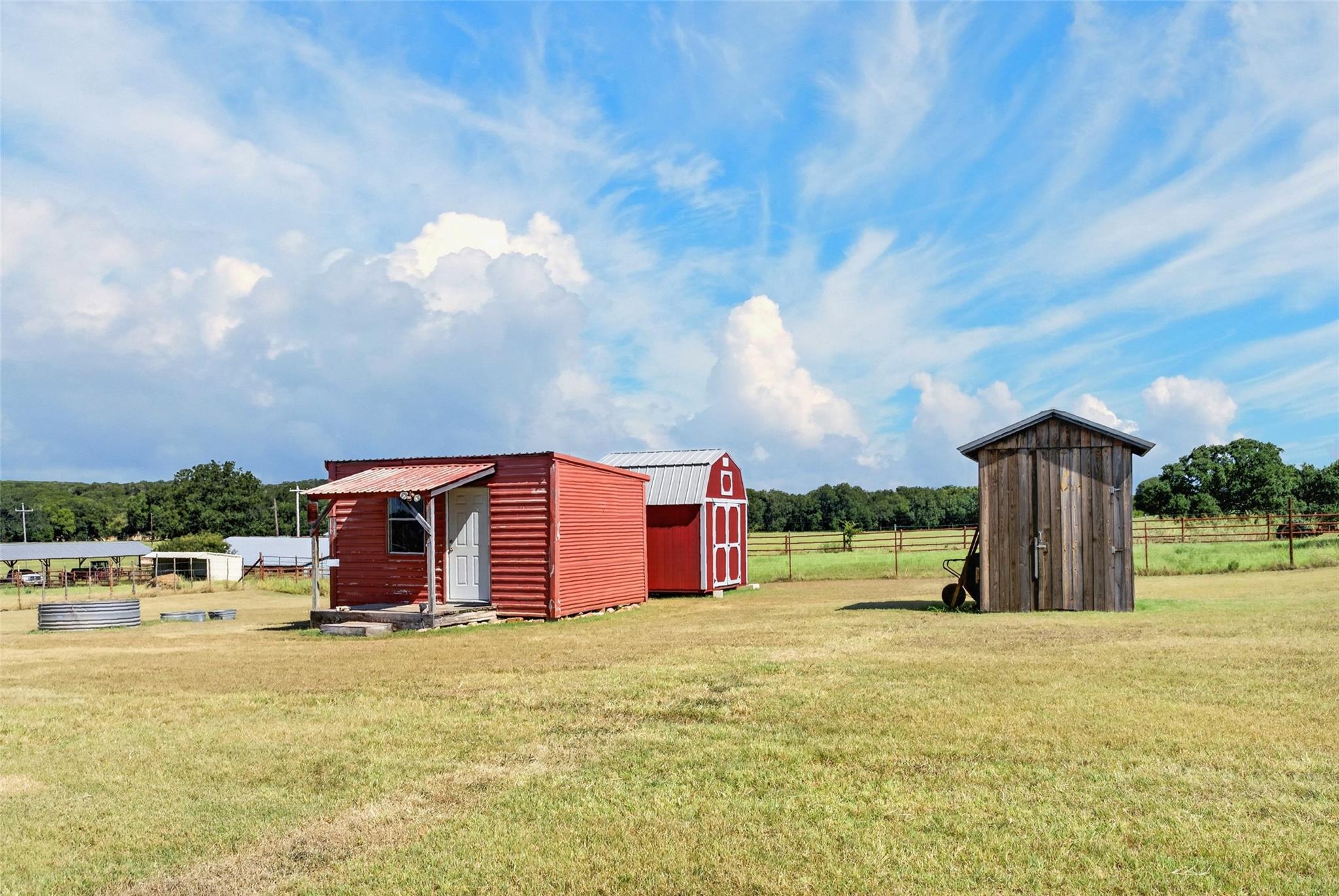 main property photo 31