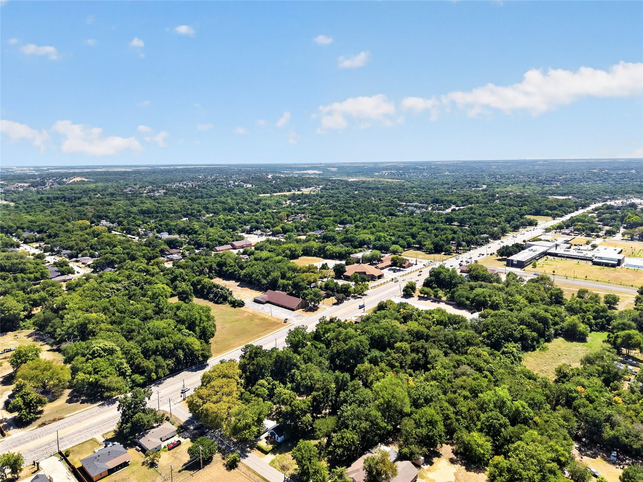 main property photo 8