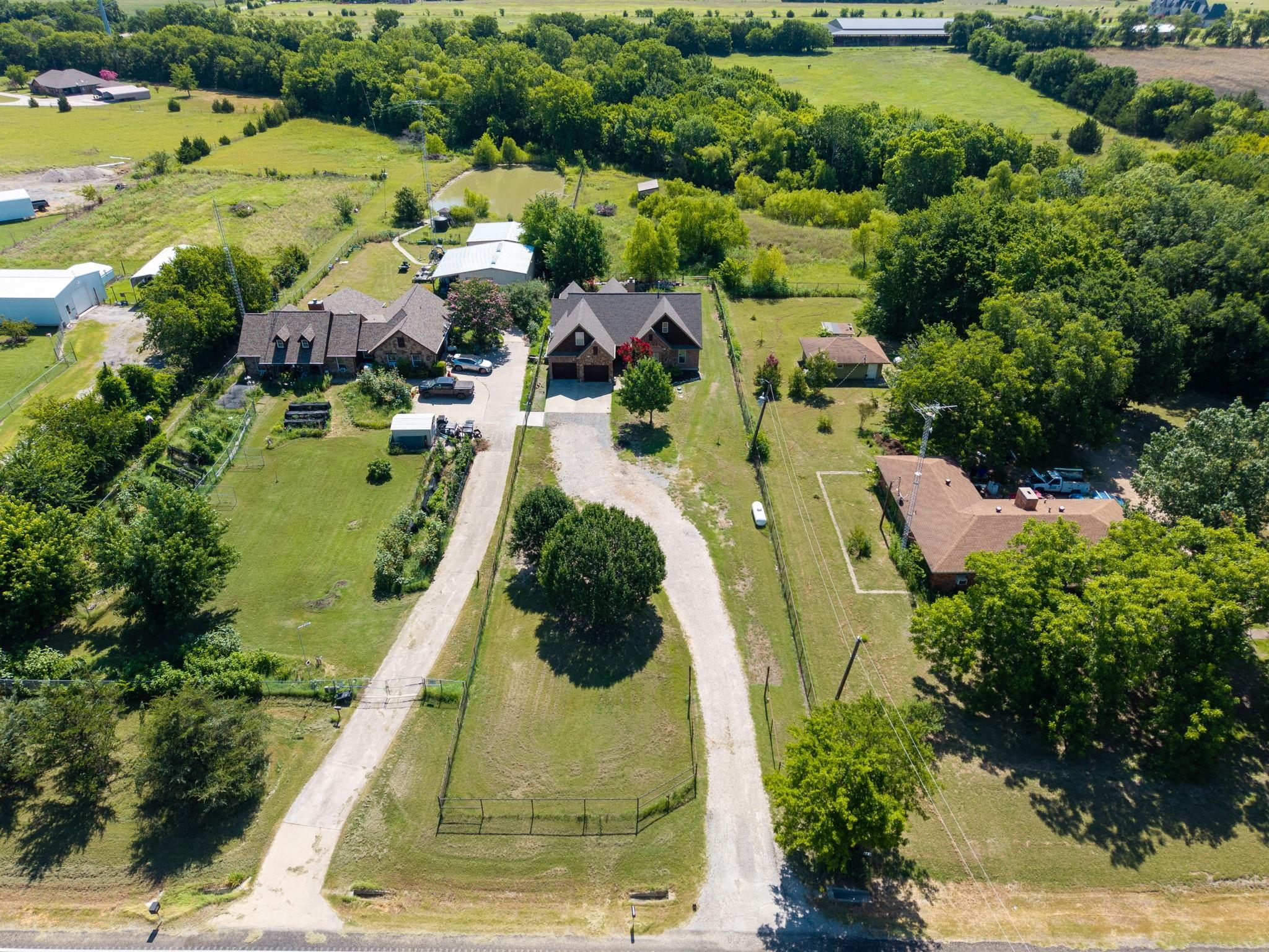 main property photo 27