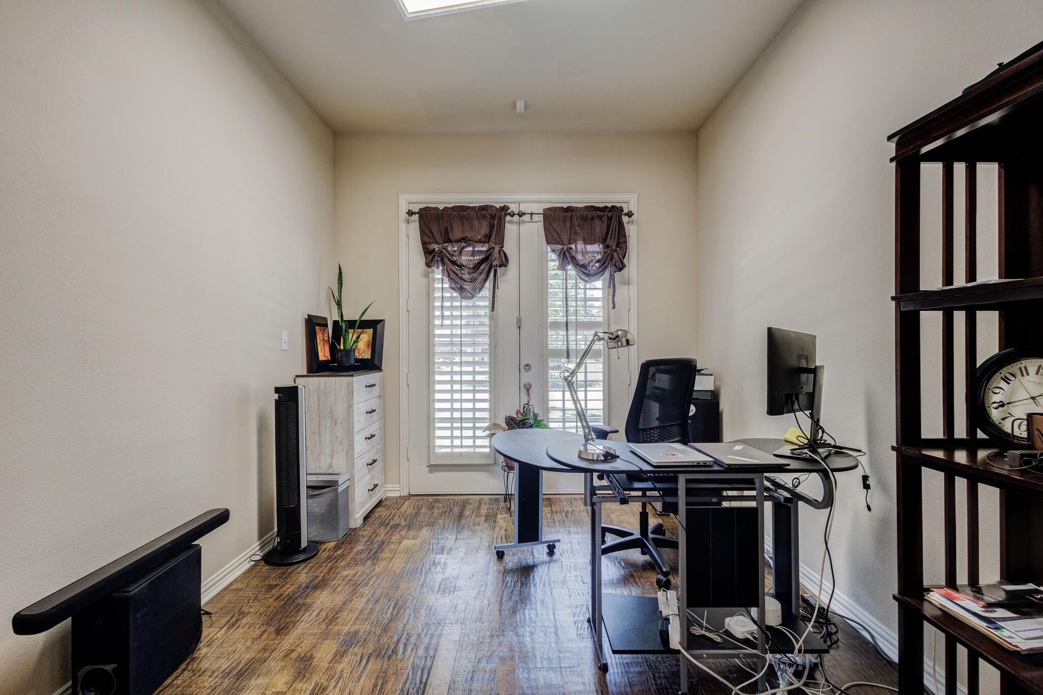 main property photo 21