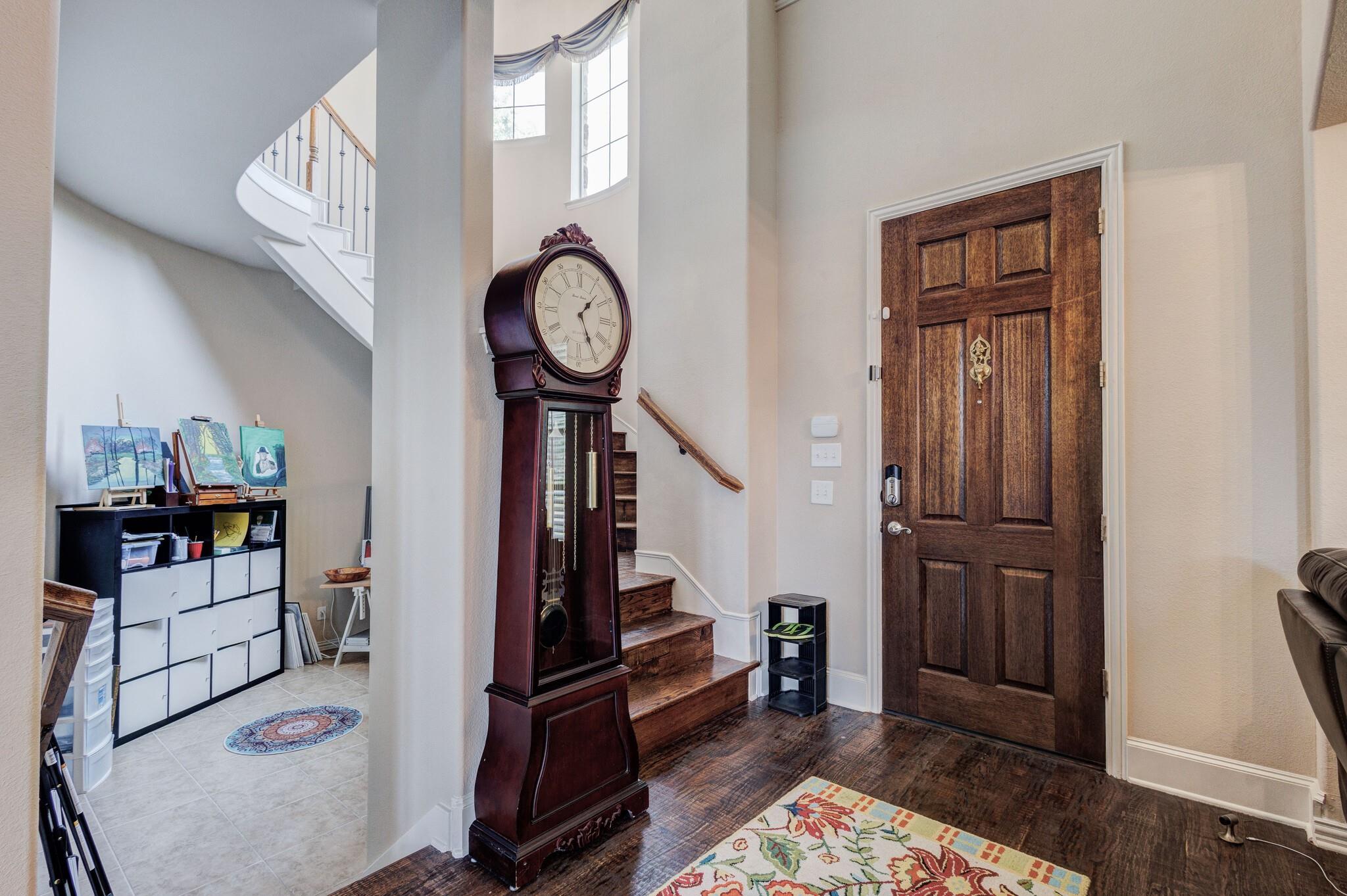 main property photo 5