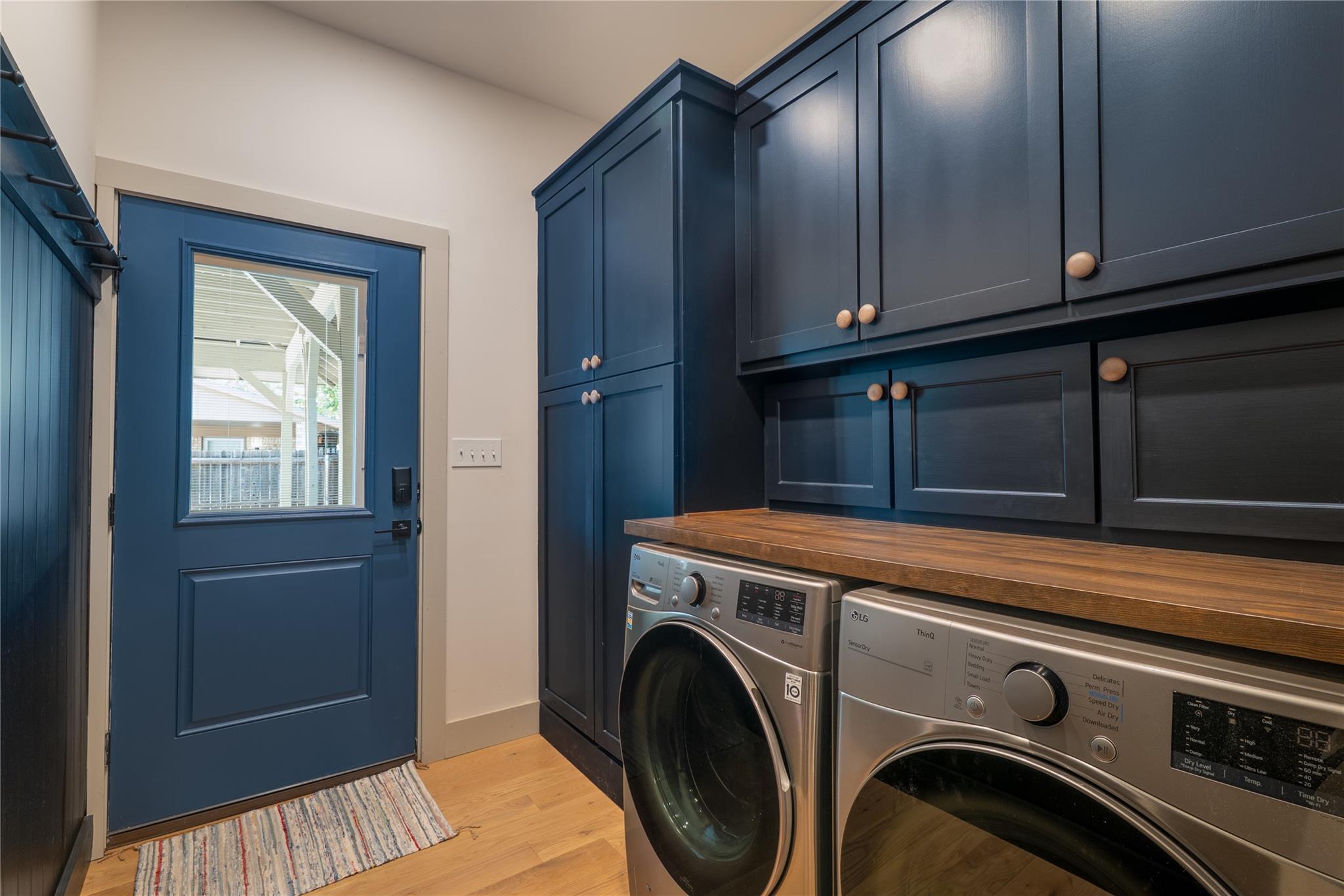 main property photo 17