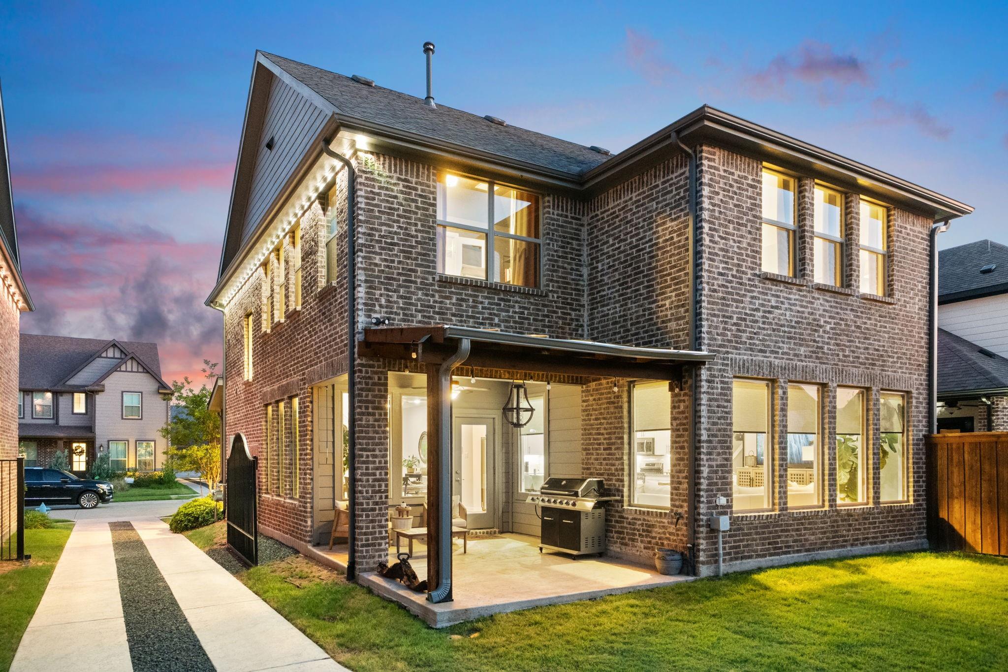 main property photo 39