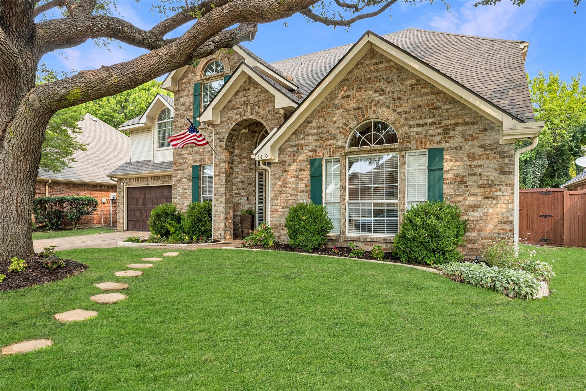 main property photo 27