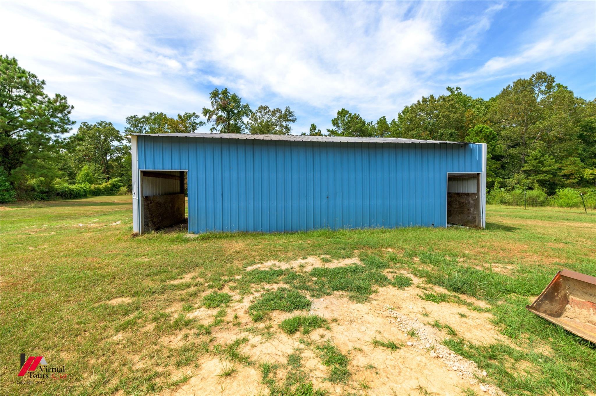 main property photo 5