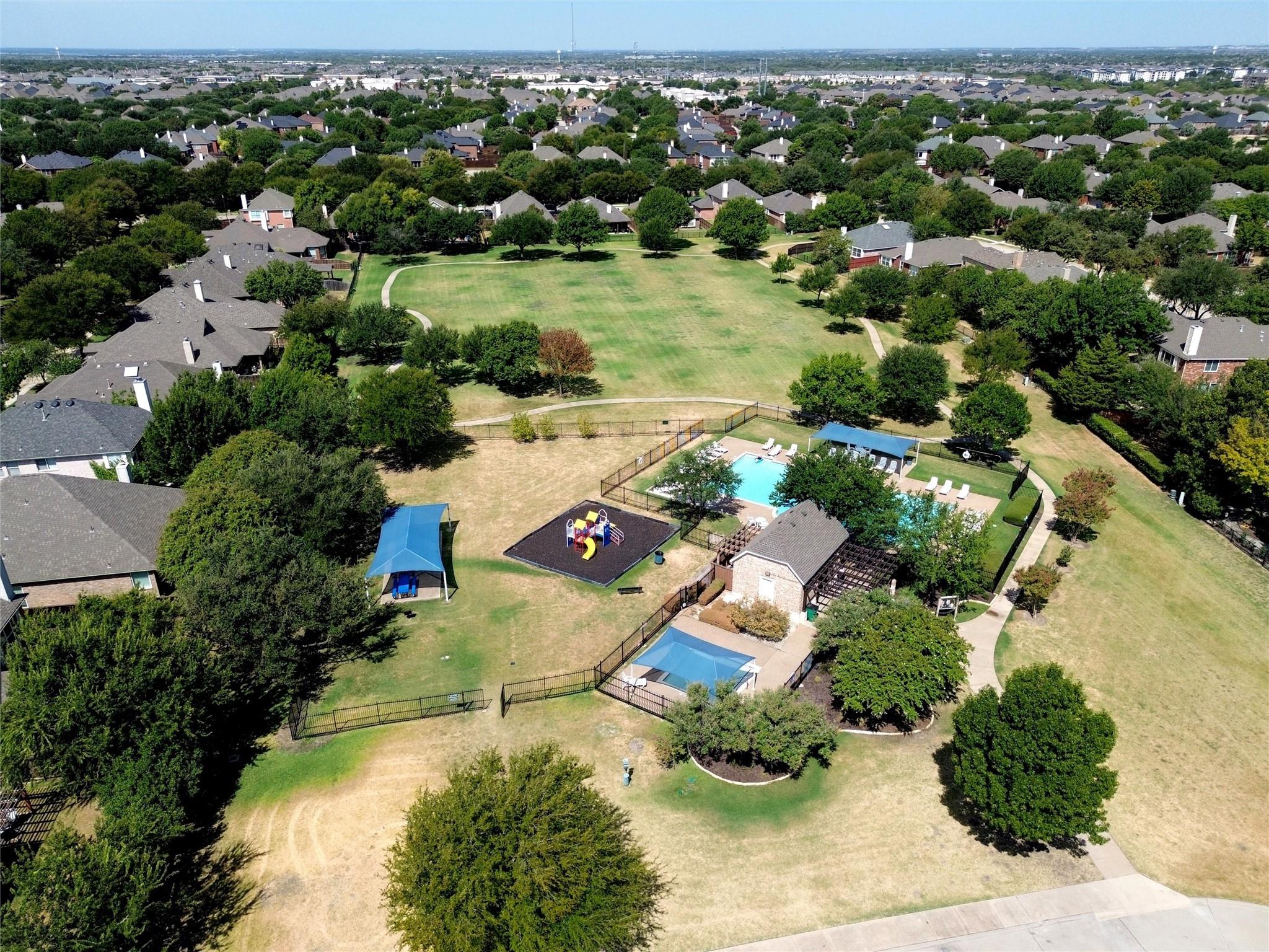 main property photo 37