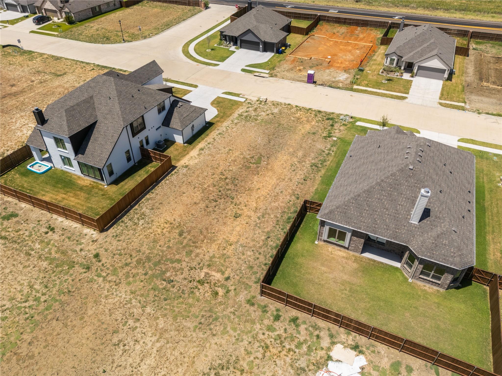 main property photo 5
