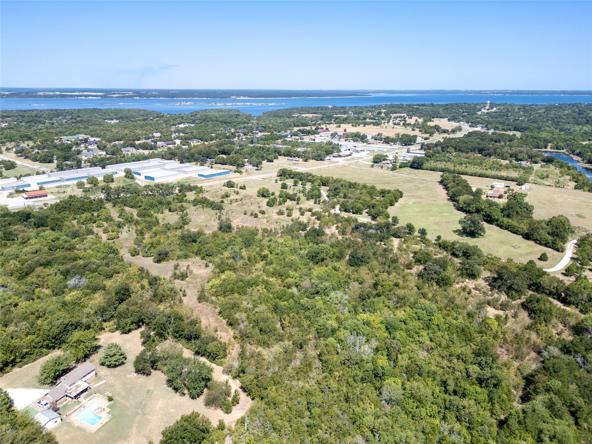 main property photo 5