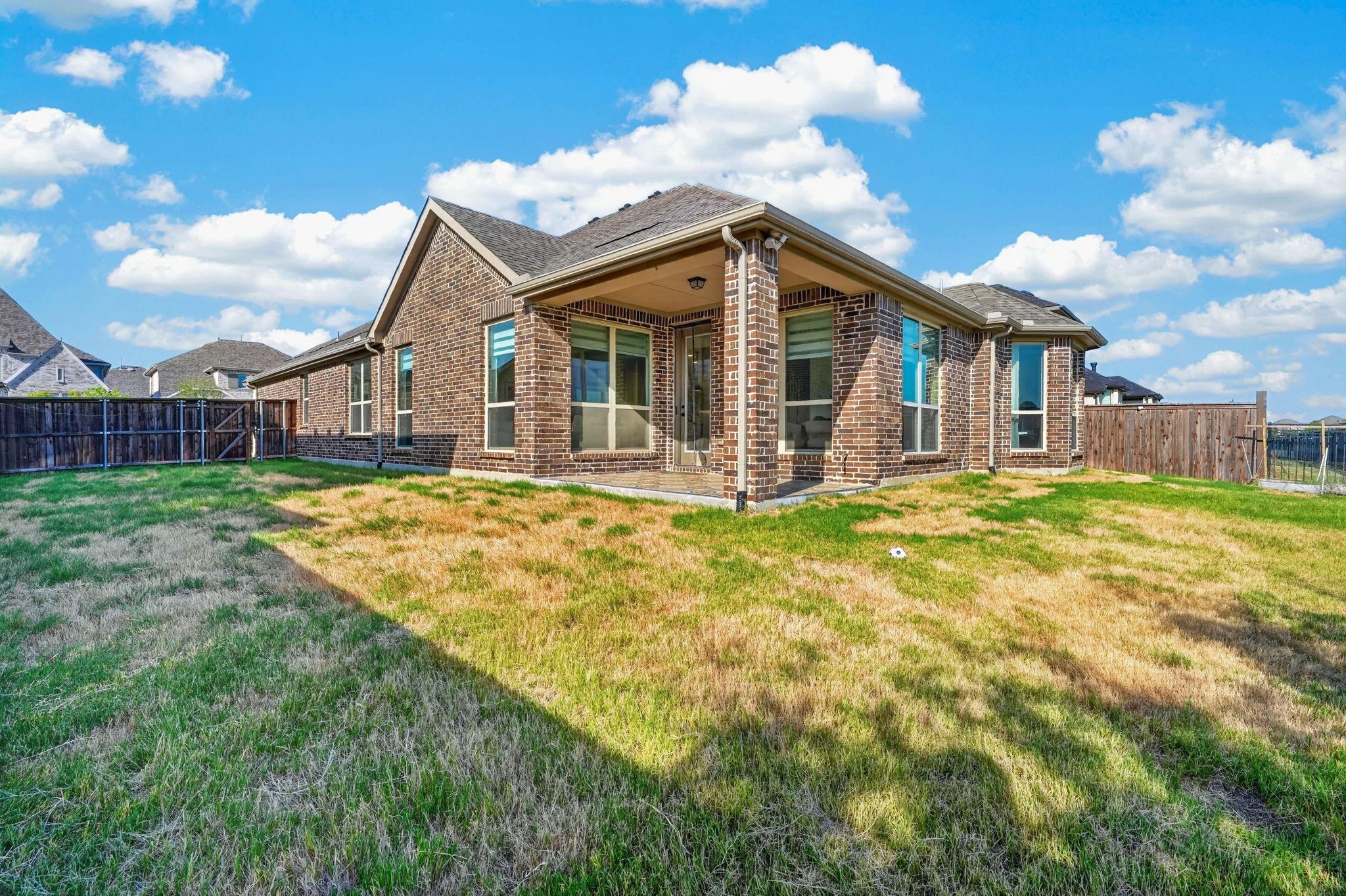 main property photo 36