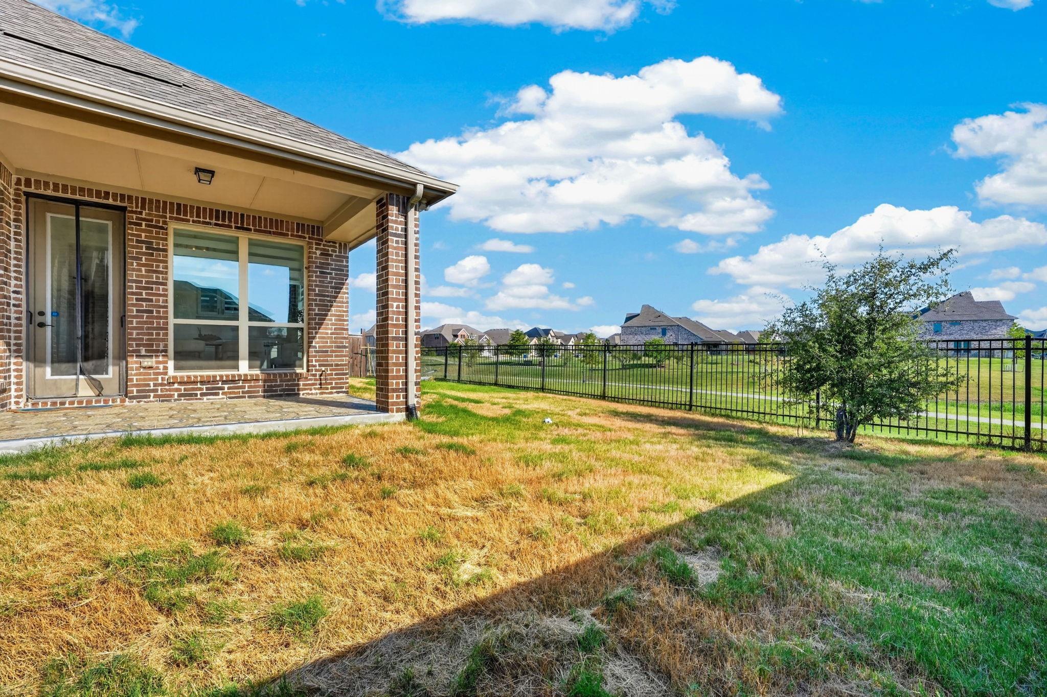 main property photo 37