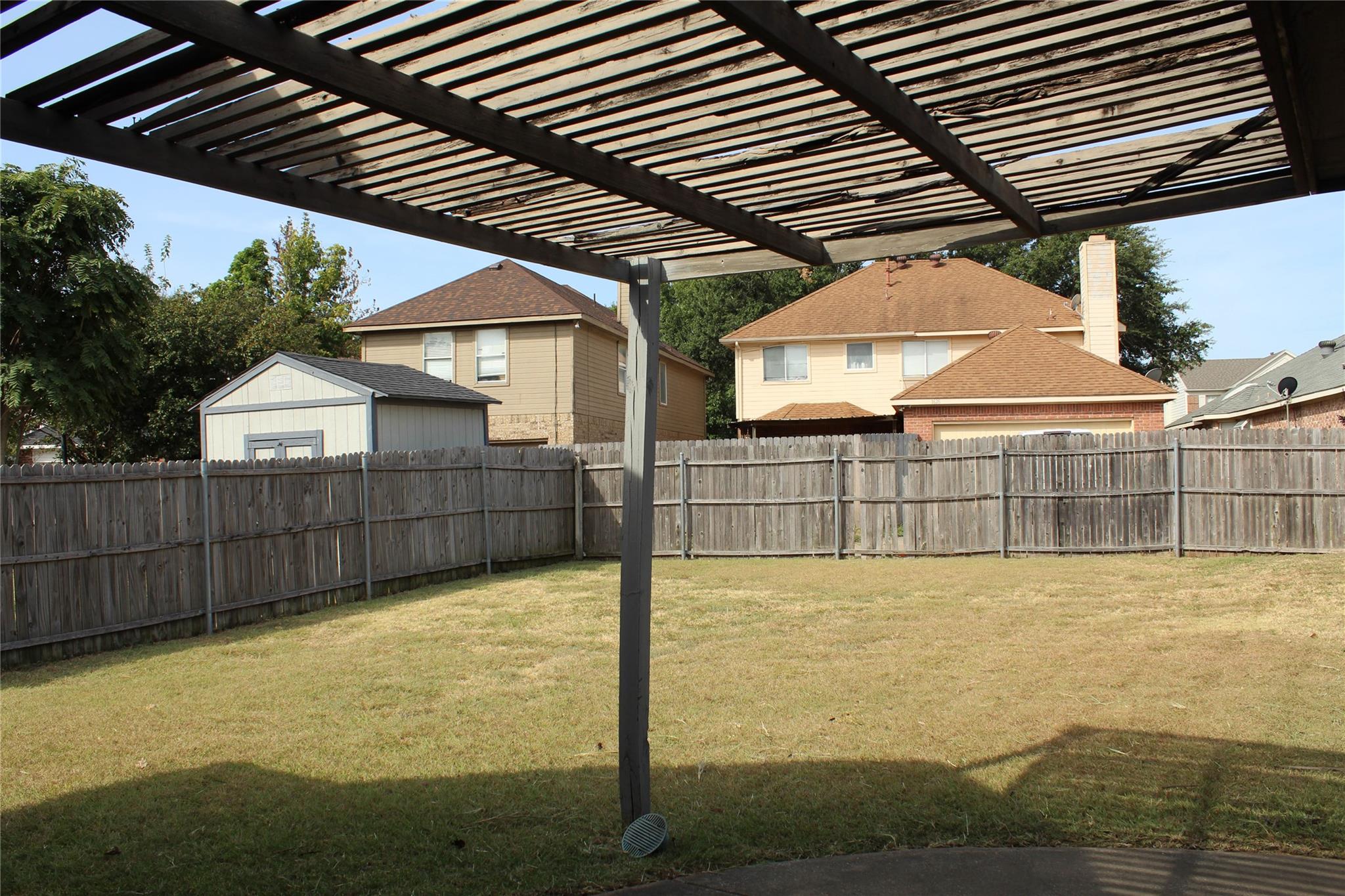 main property photo 20