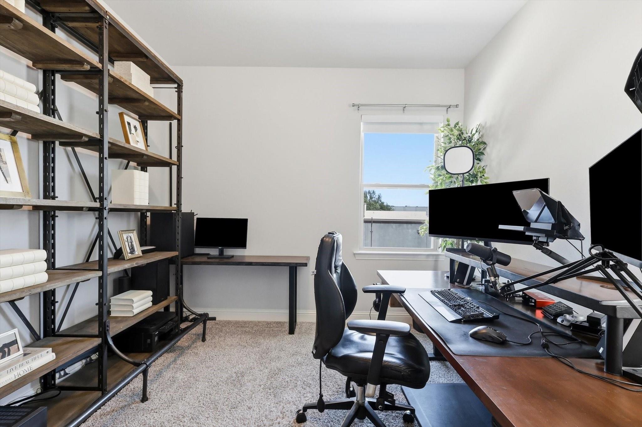 main property photo 18