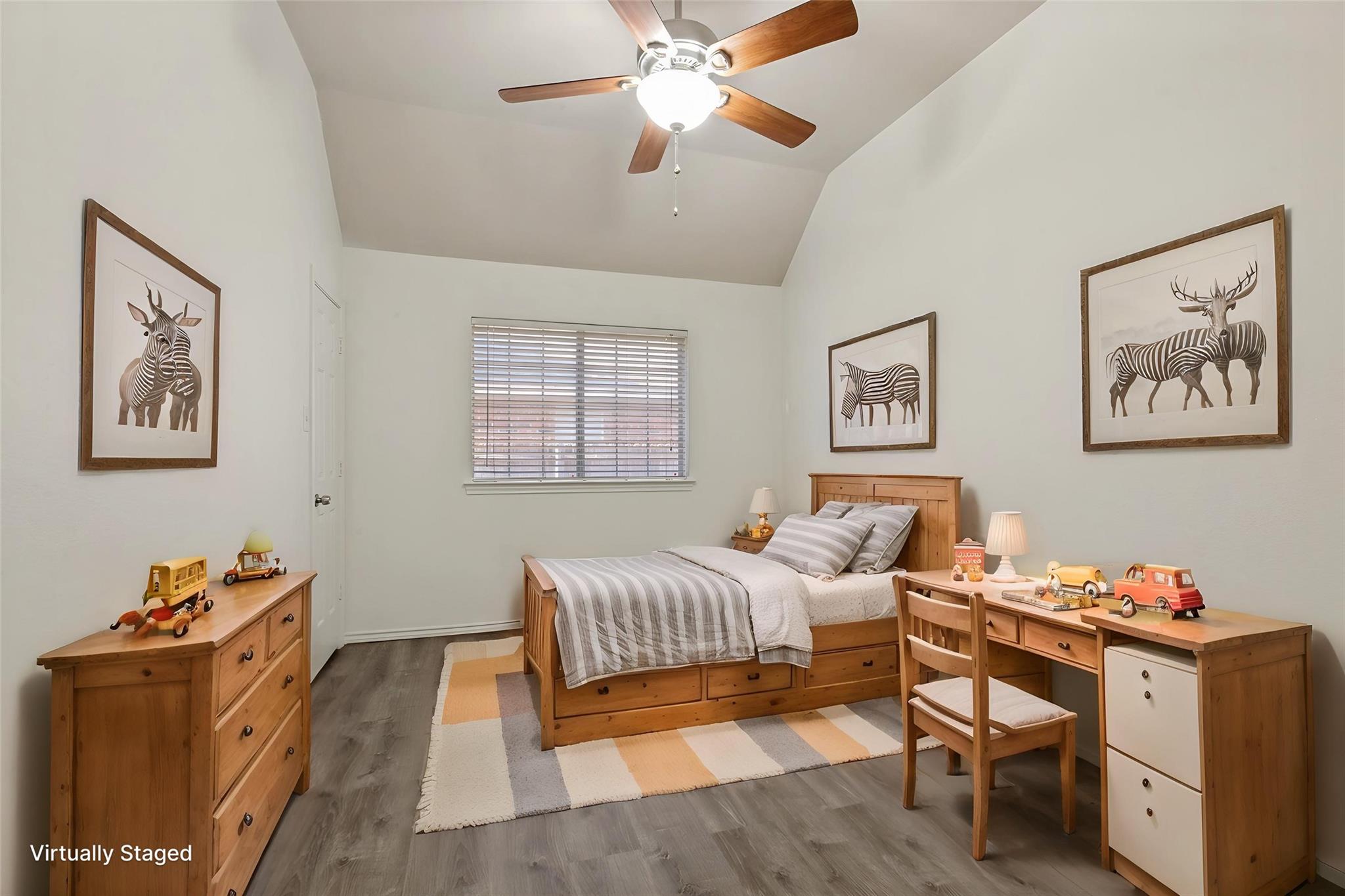 main property photo 19