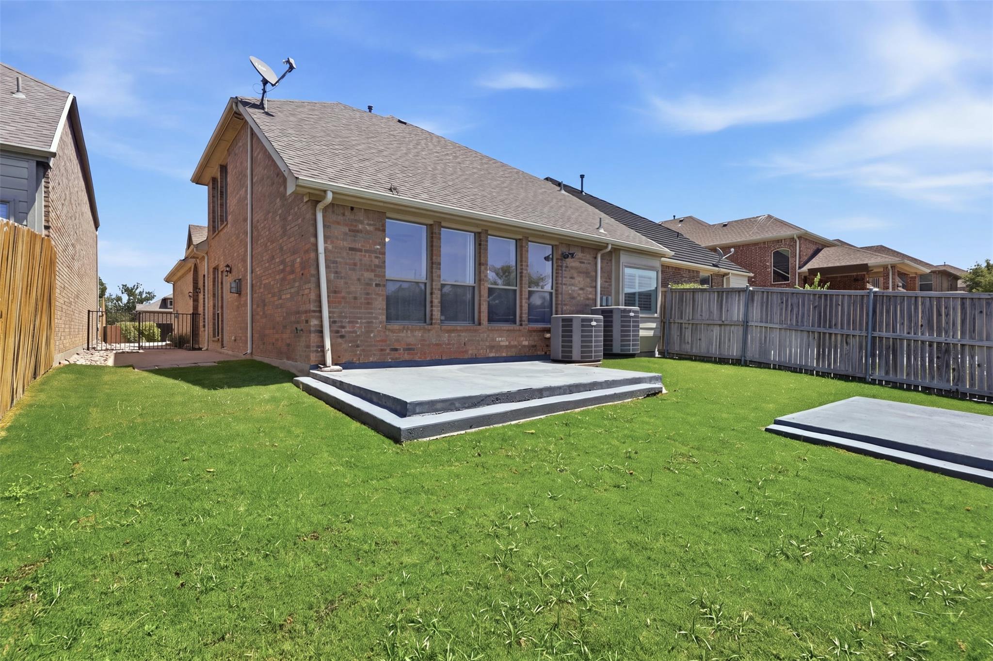main property photo 32
