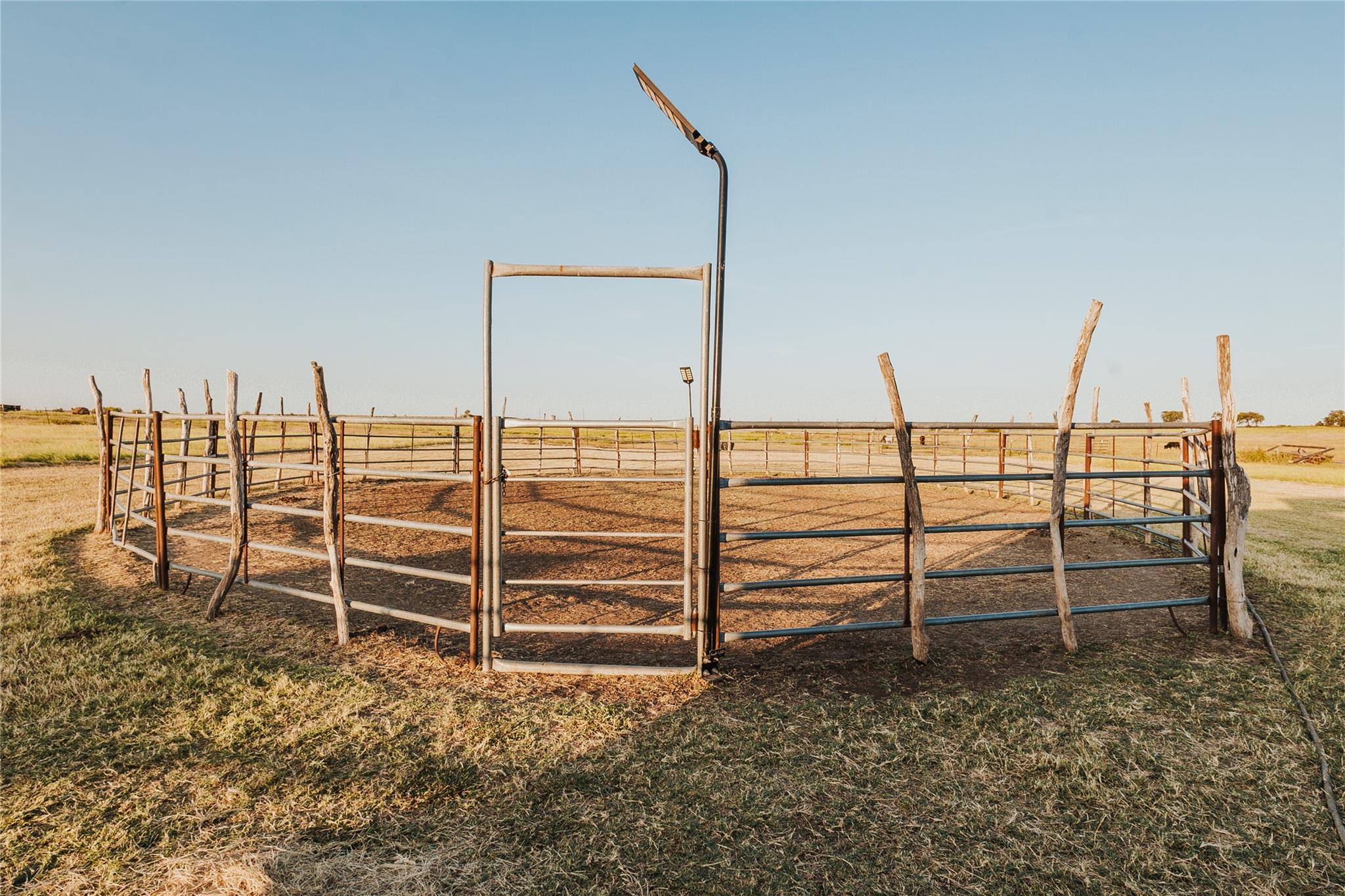 main property photo 28