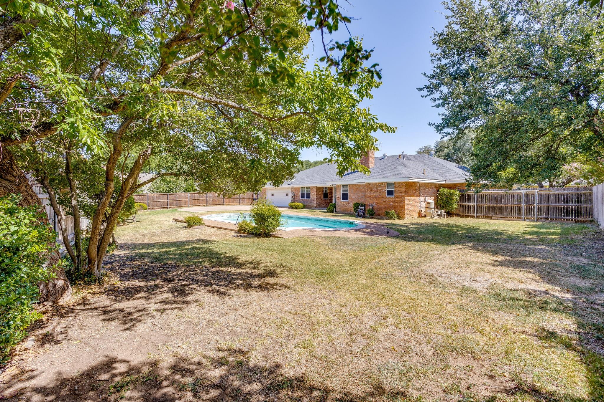 main property photo 36
