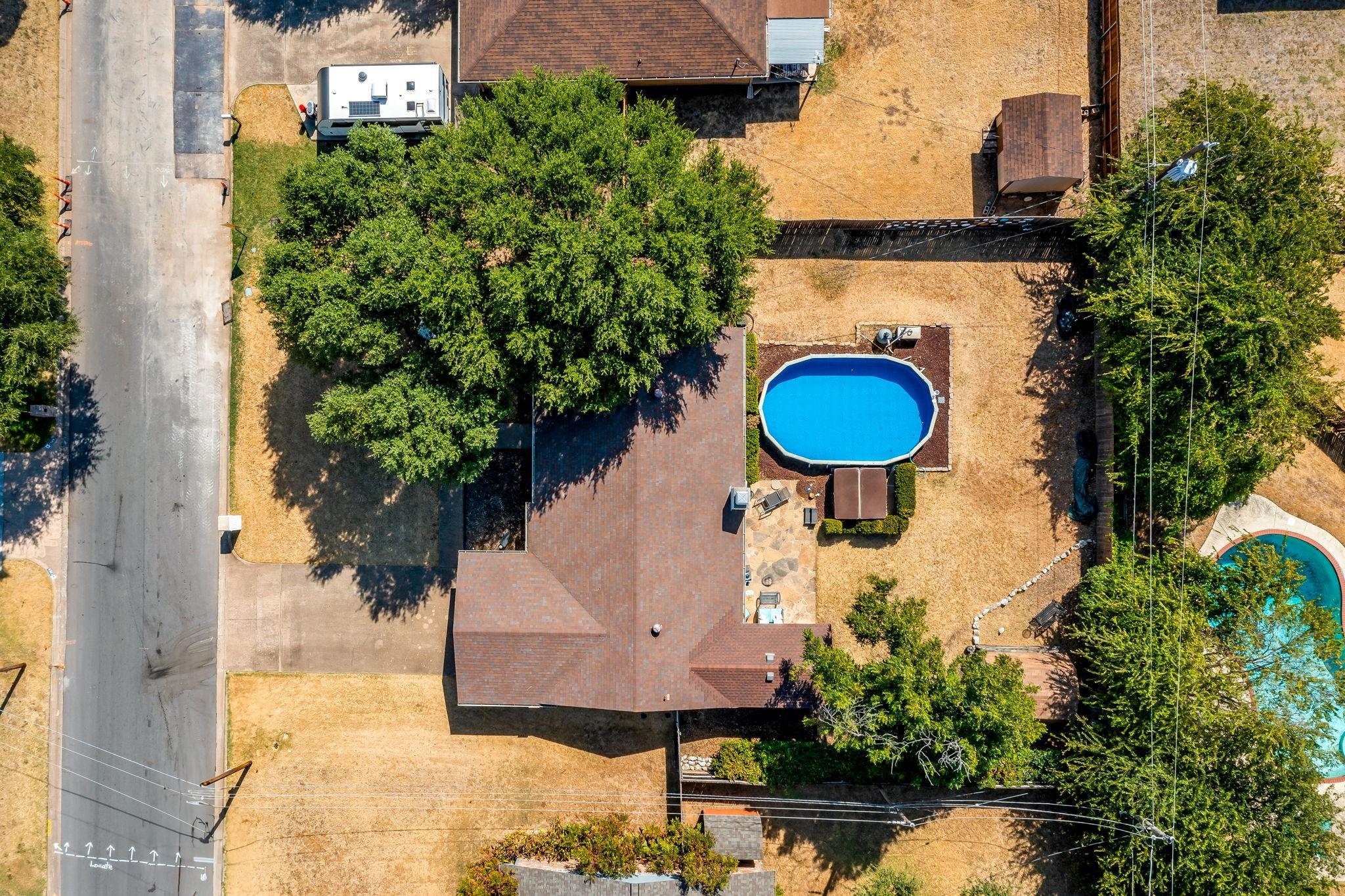 main property photo 19