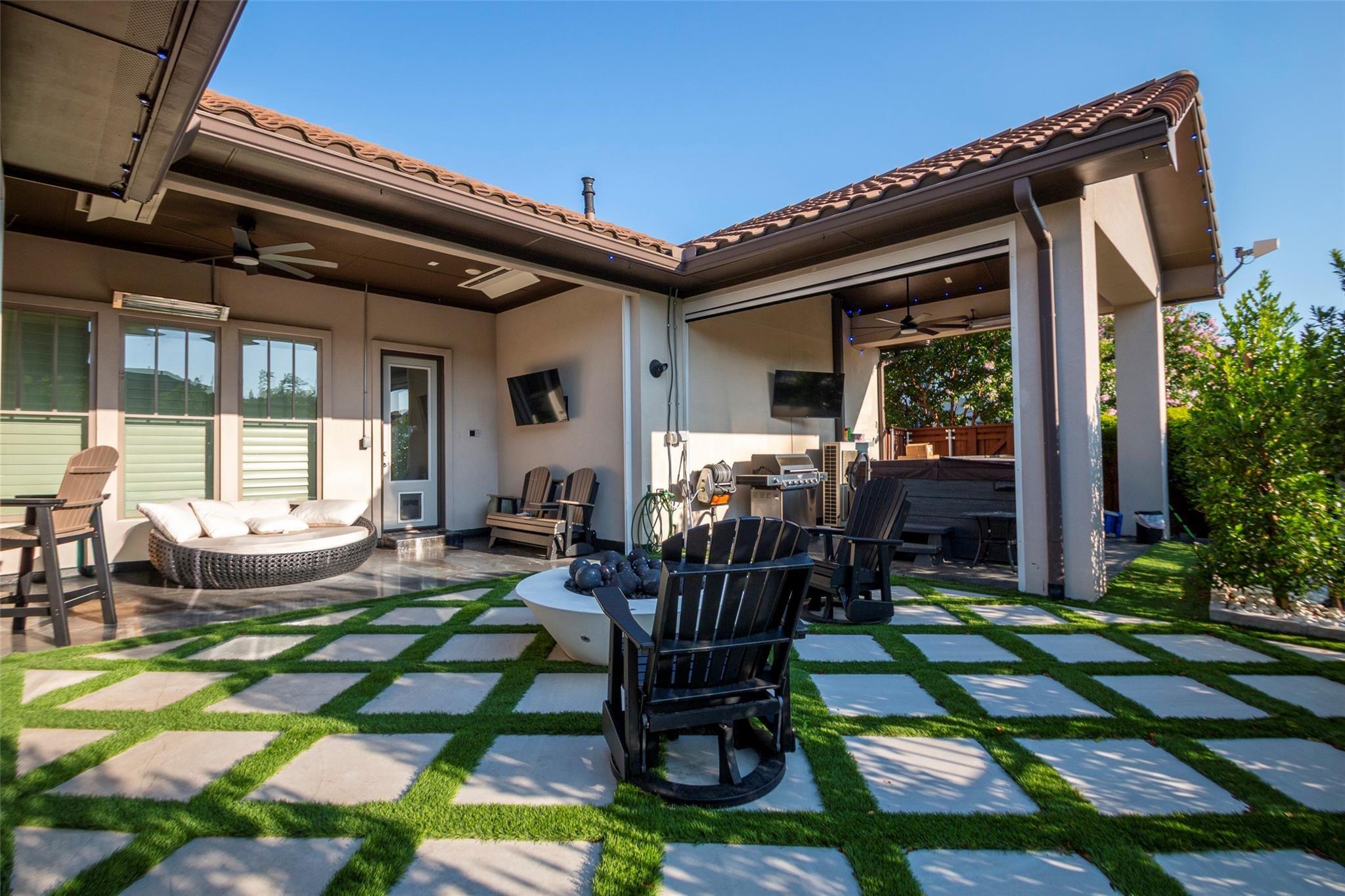 main property photo 15