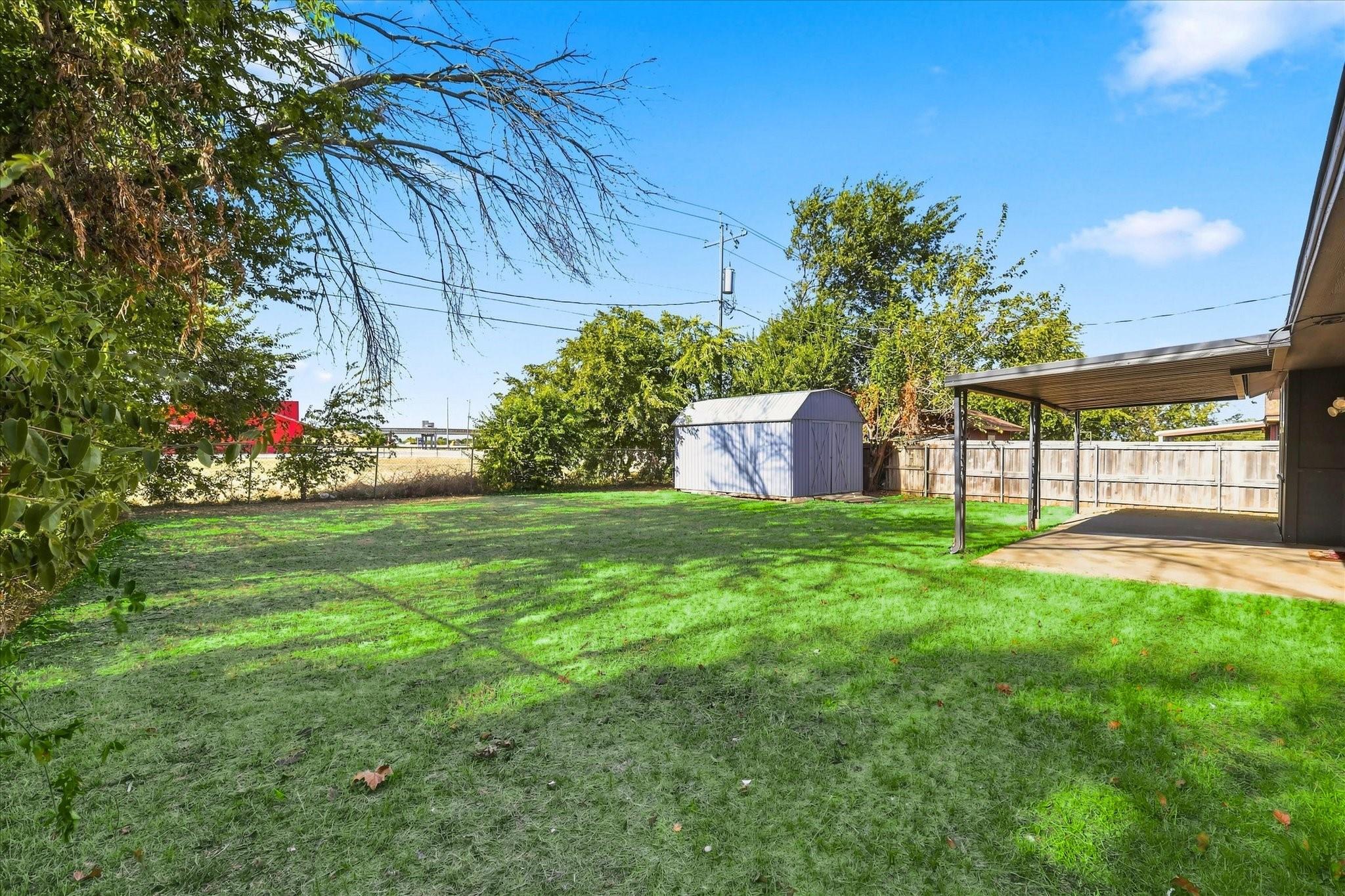 main property photo 24