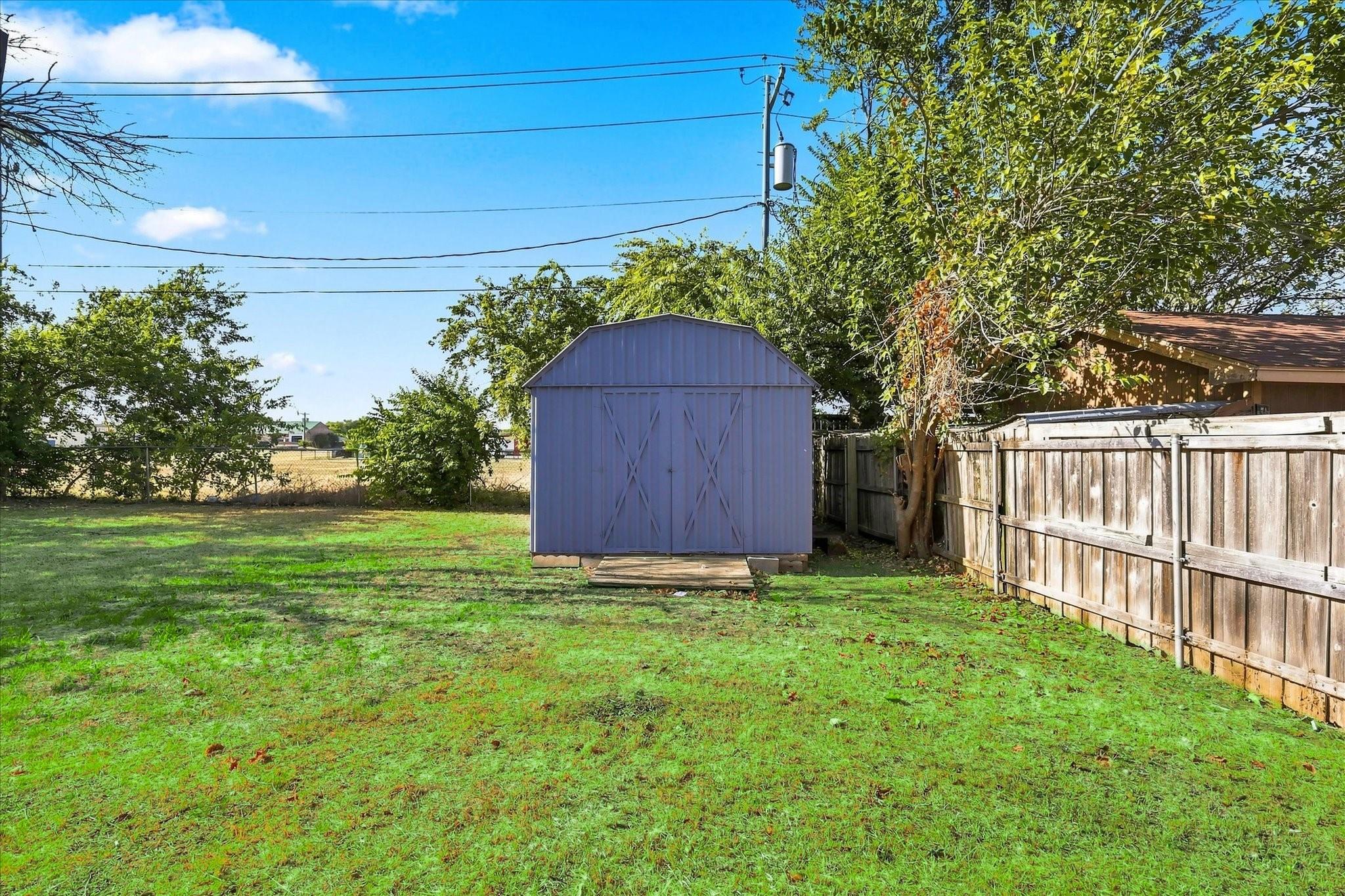 main property photo 27