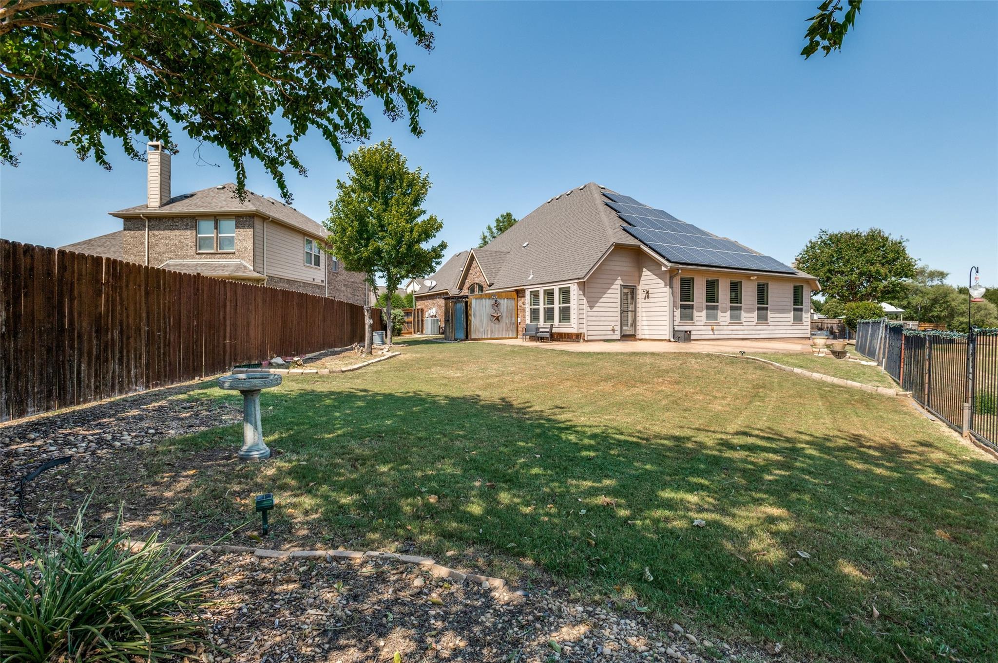 main property photo 23