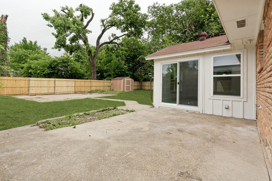 main property photo 23