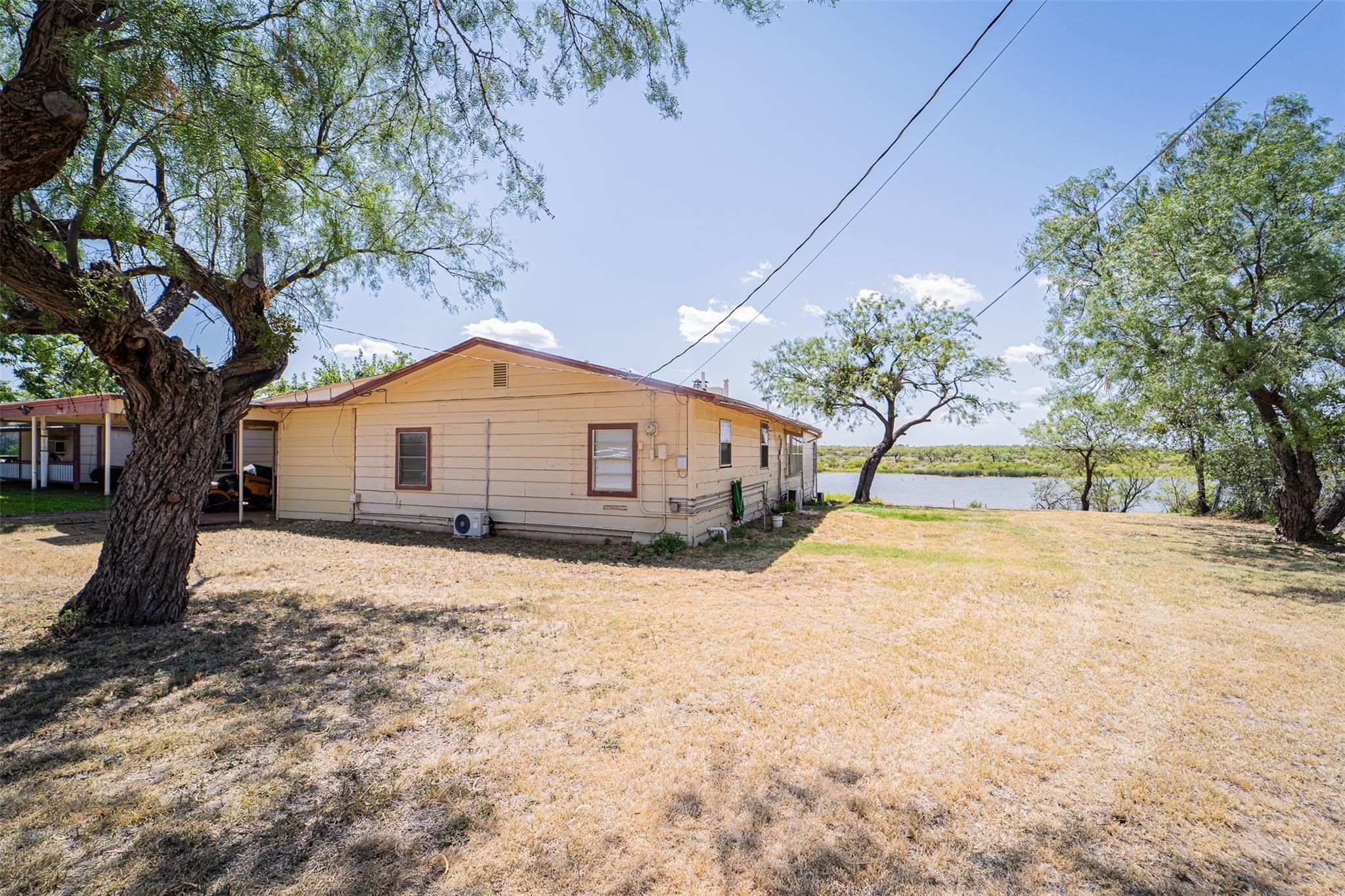main property photo 32