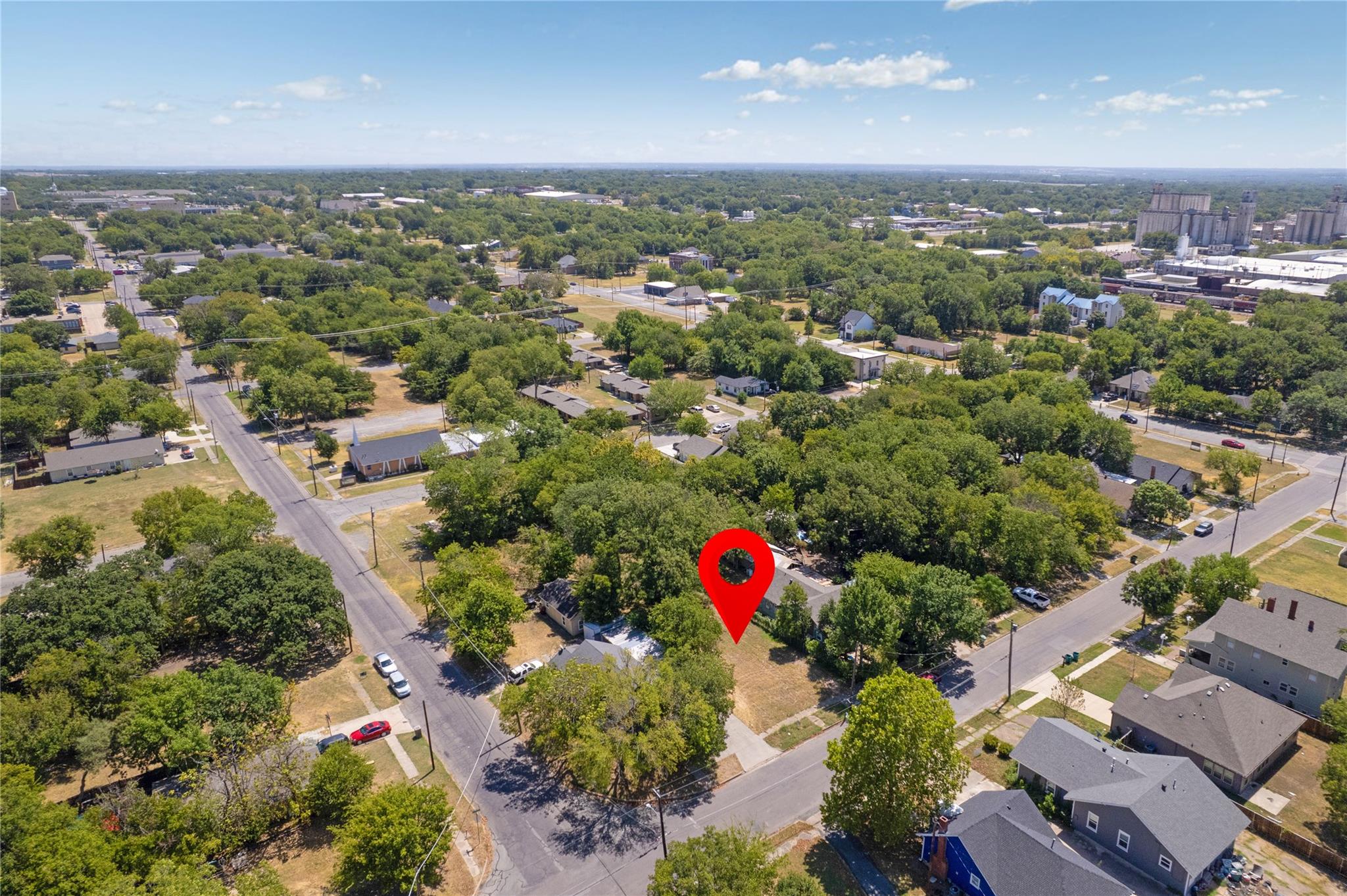main property photo 3