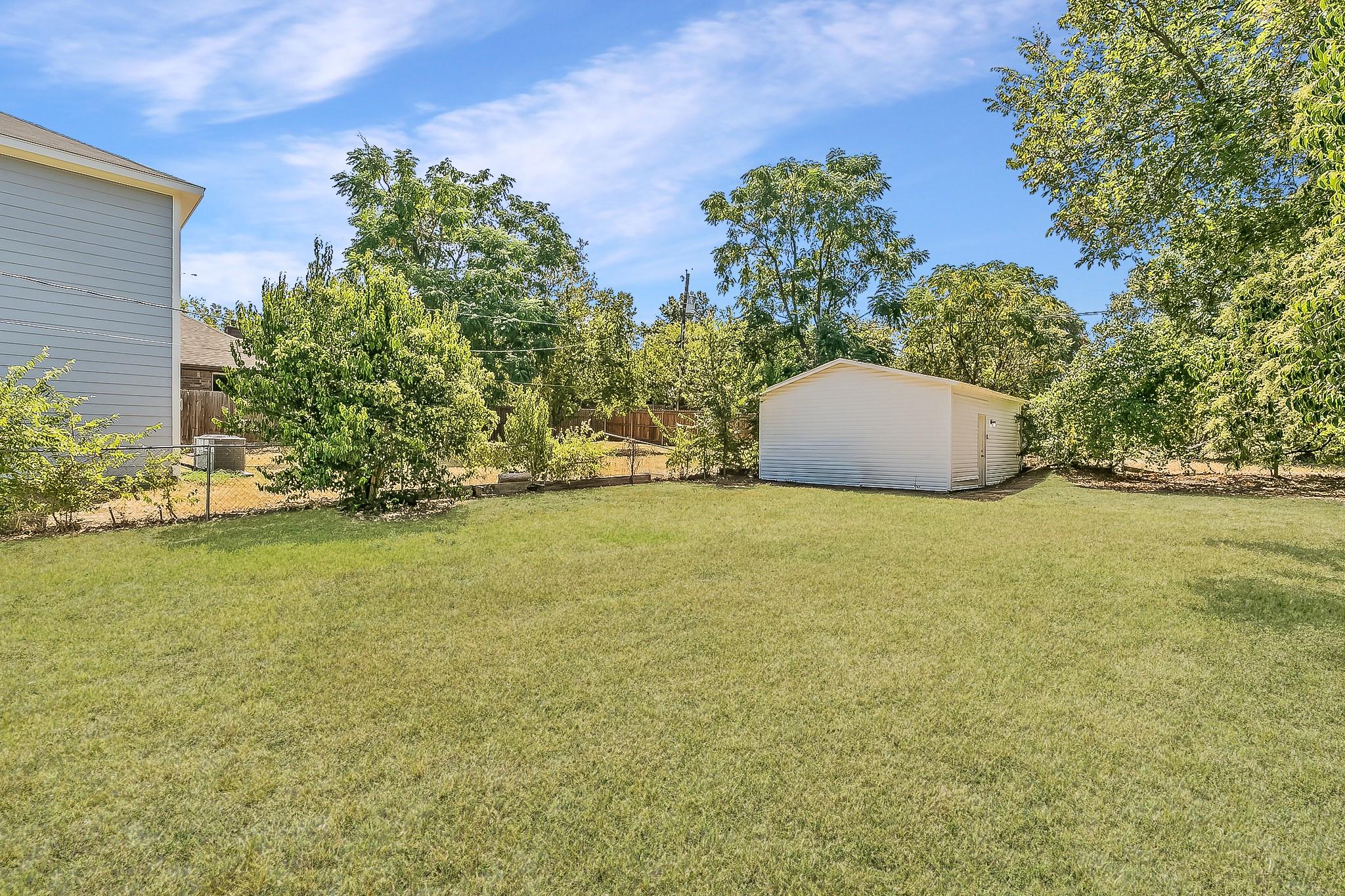 main property photo 27