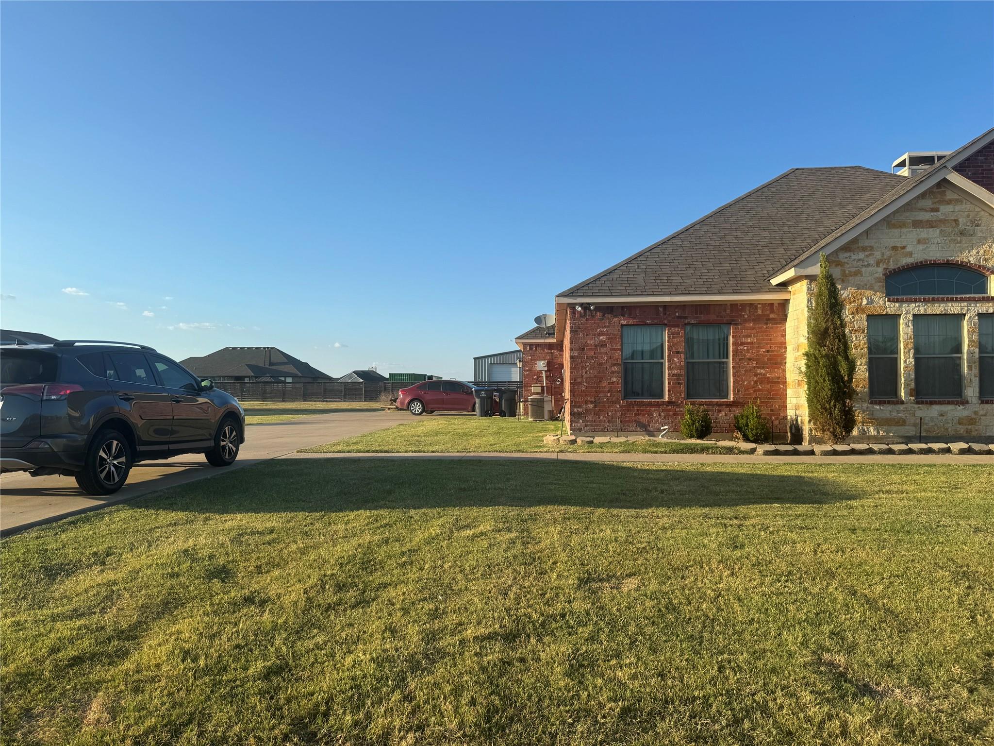 main property photo 6