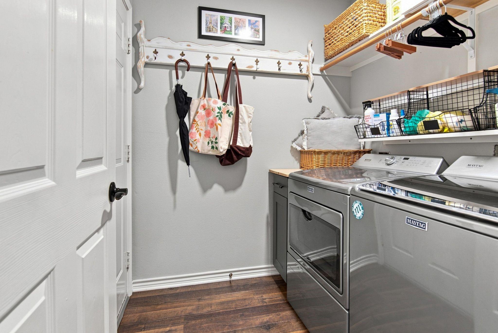 main property photo 30
