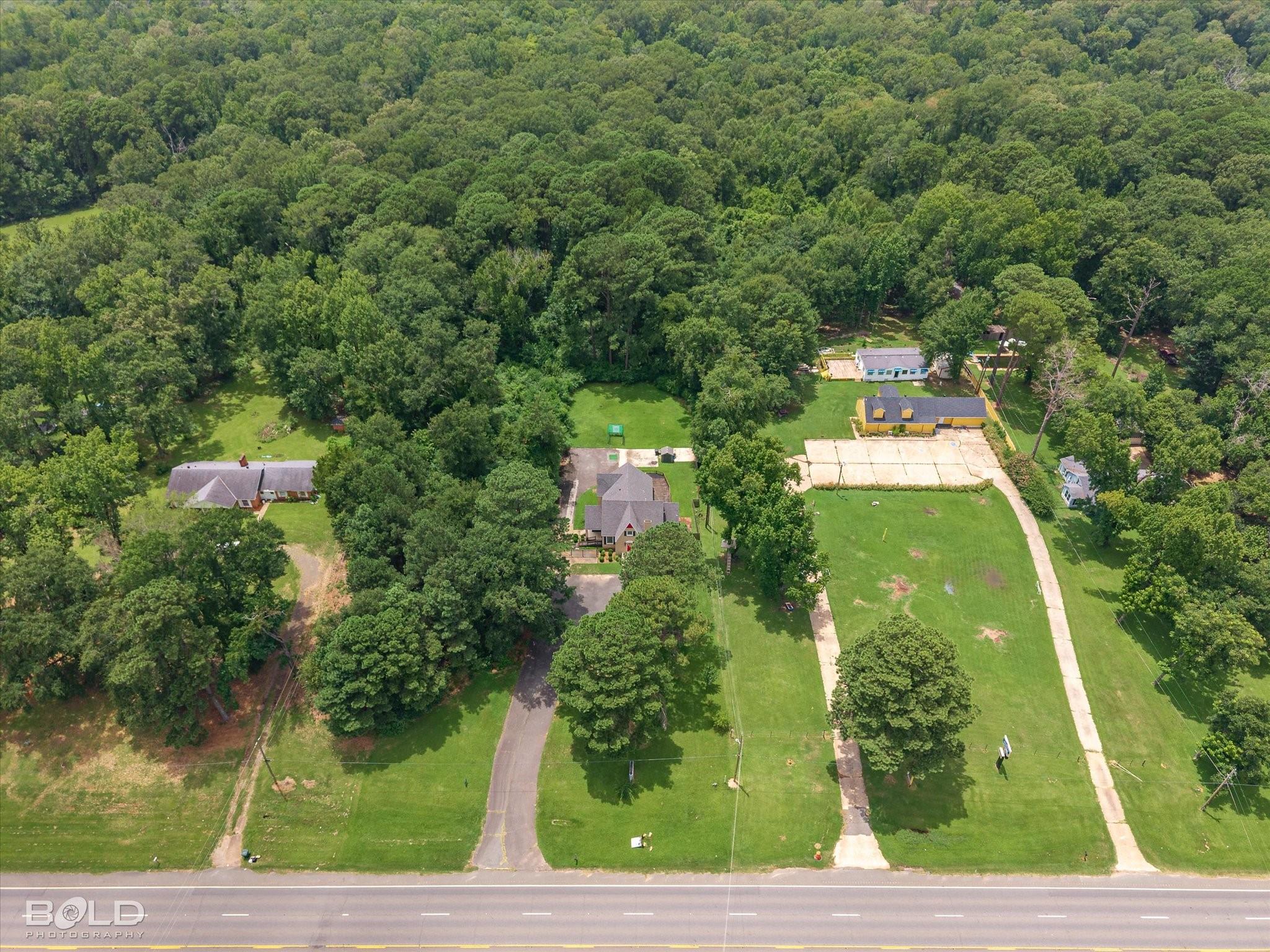main property photo 14