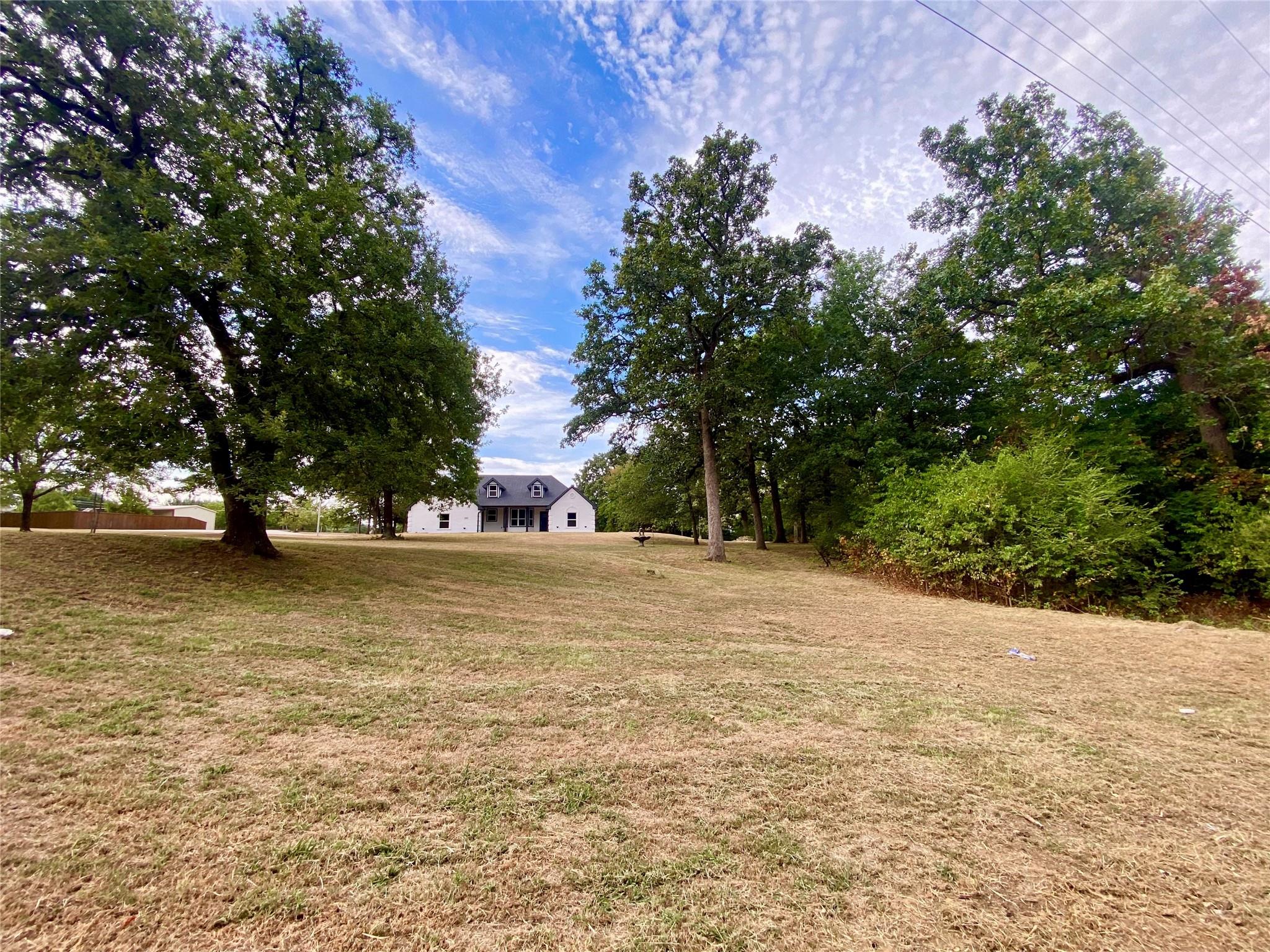 main property photo 29