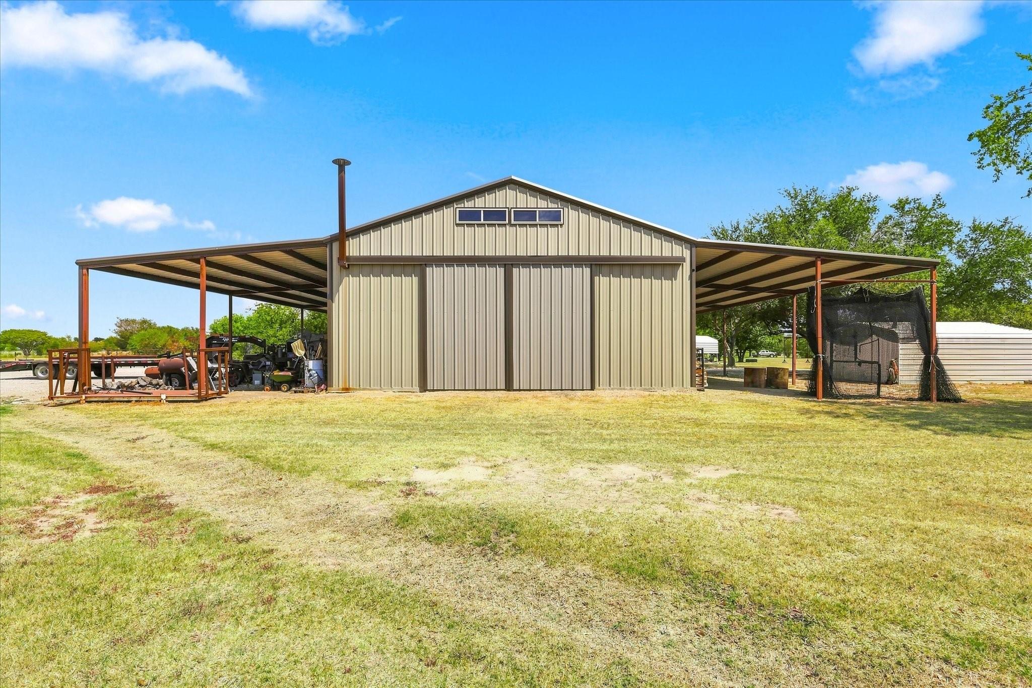 main property photo 24