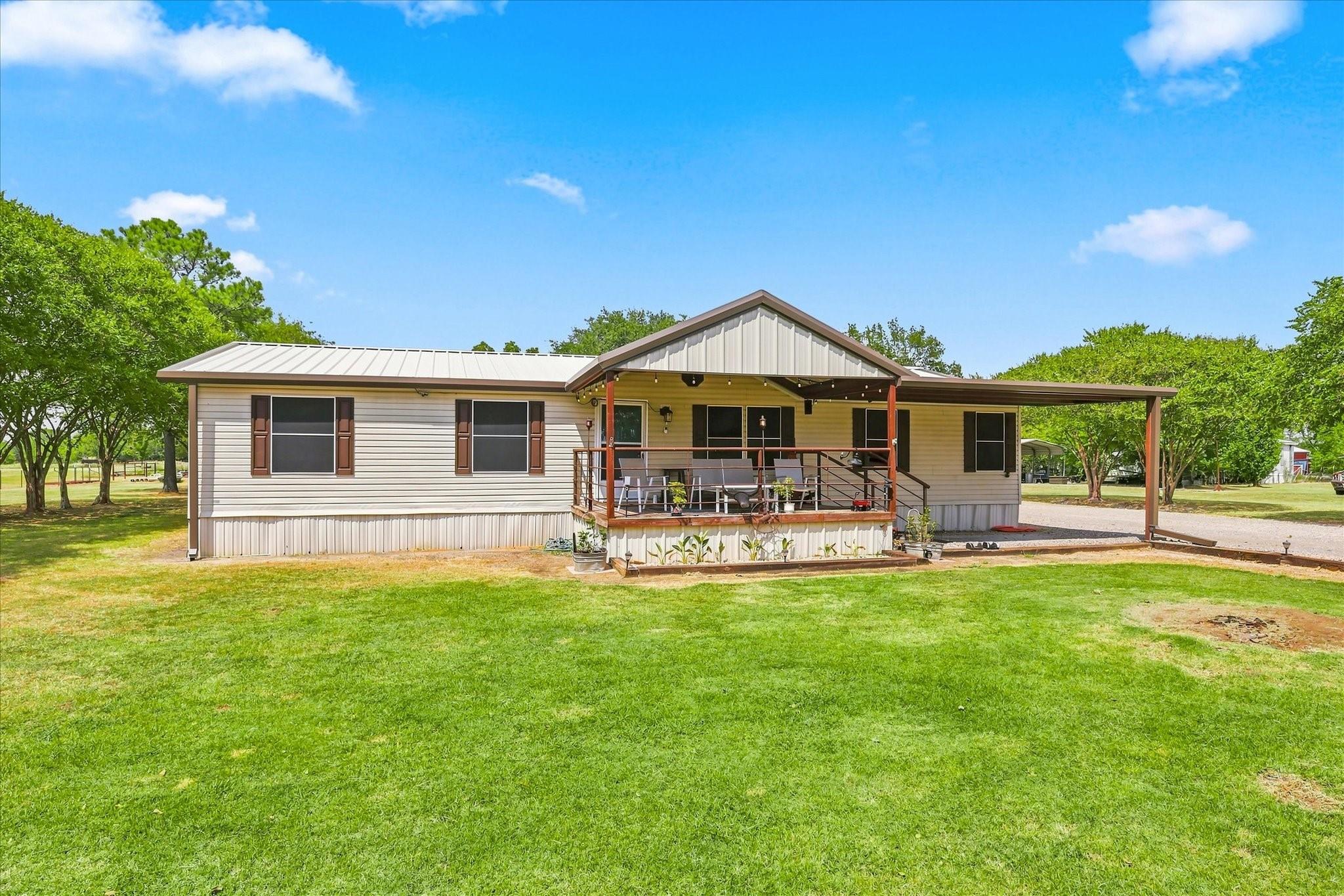 main property photo 3