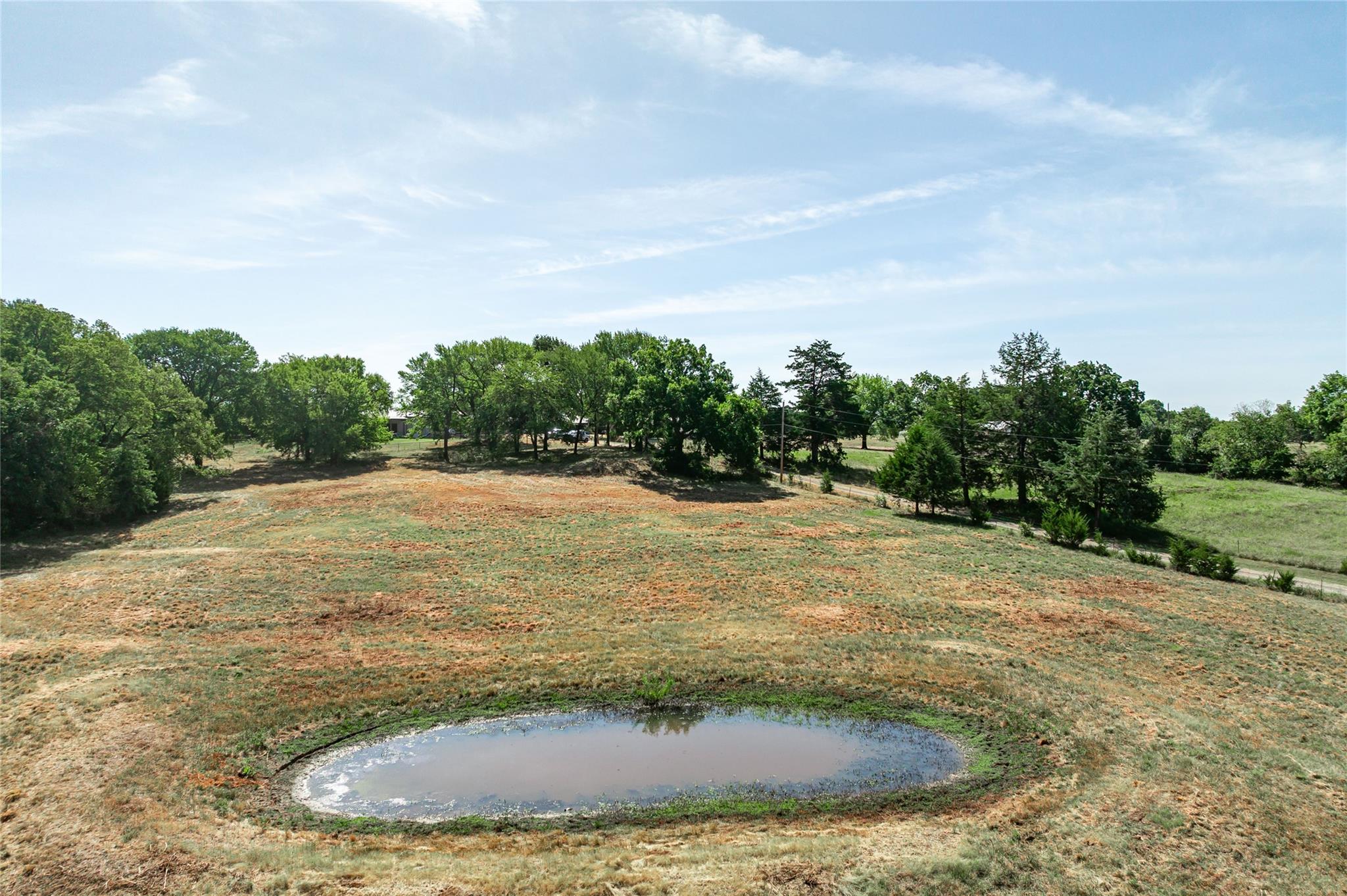 main property photo 31
