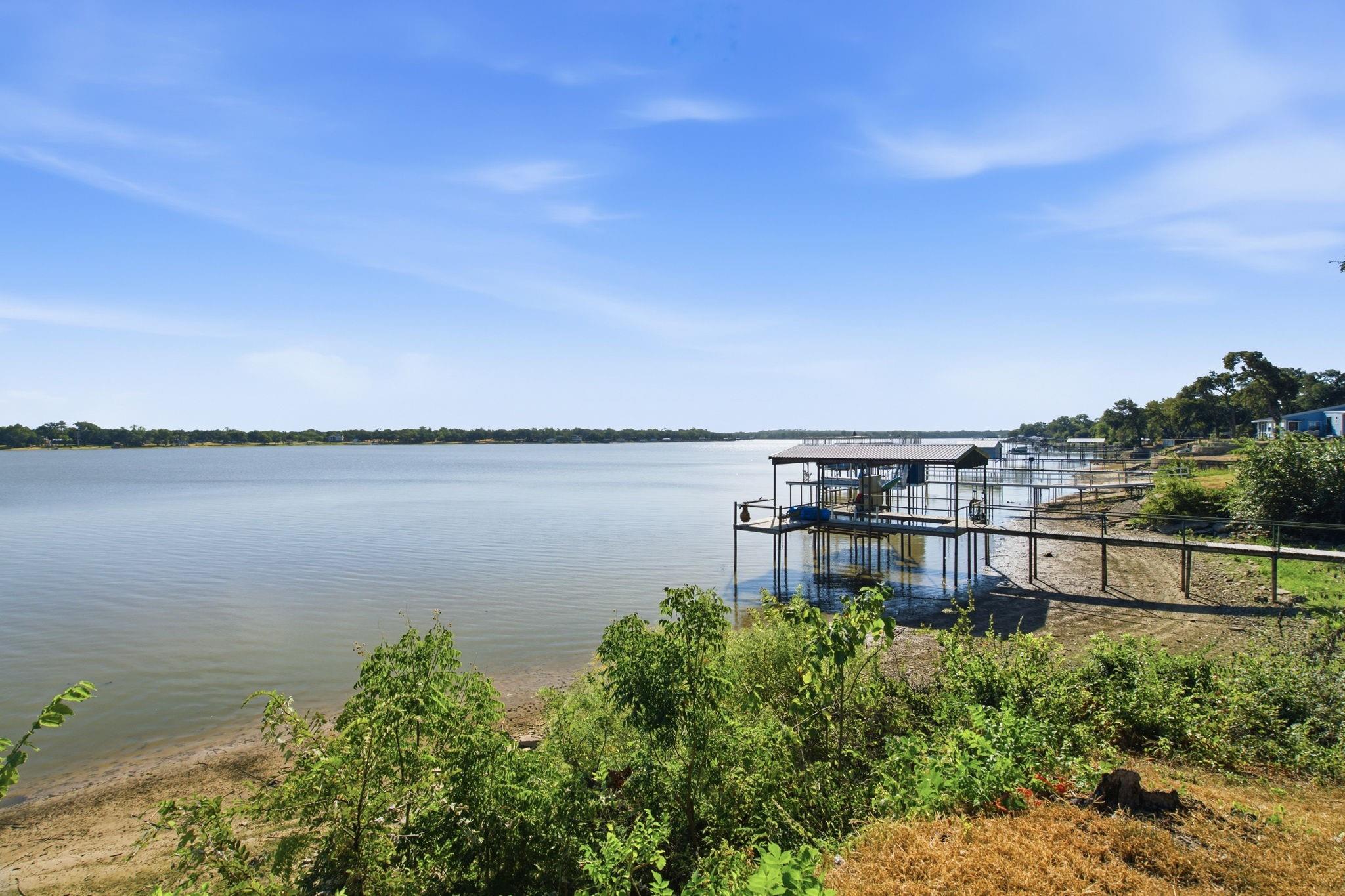 main property photo 10