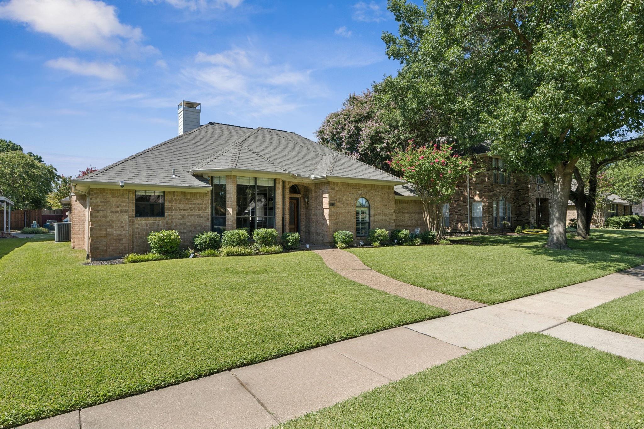 main property photo 27