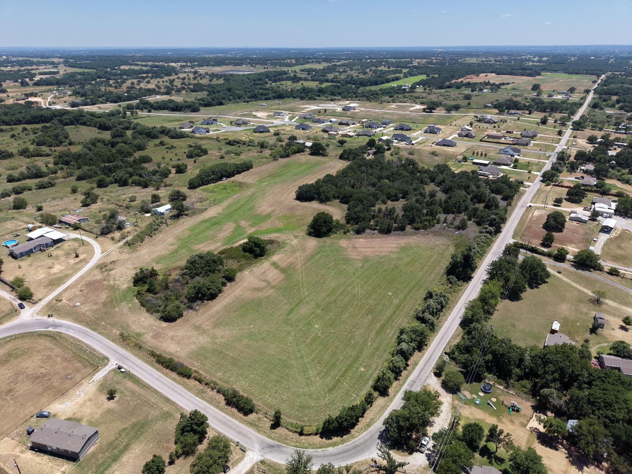 main property photo 24