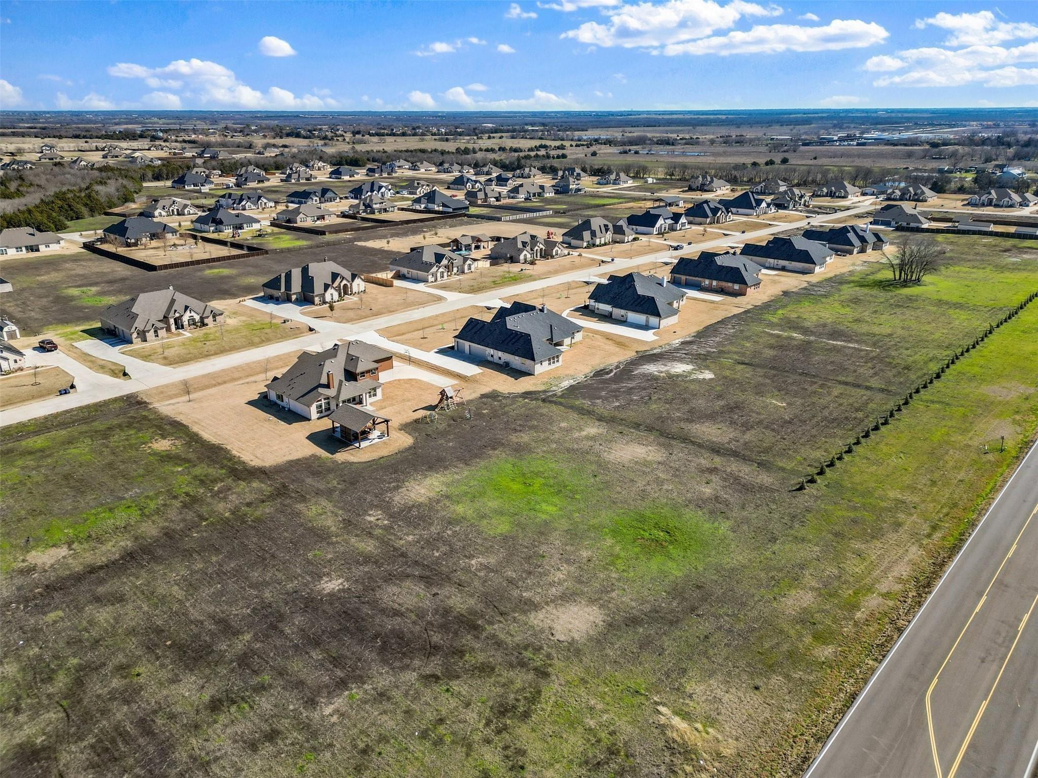 main property photo 20
