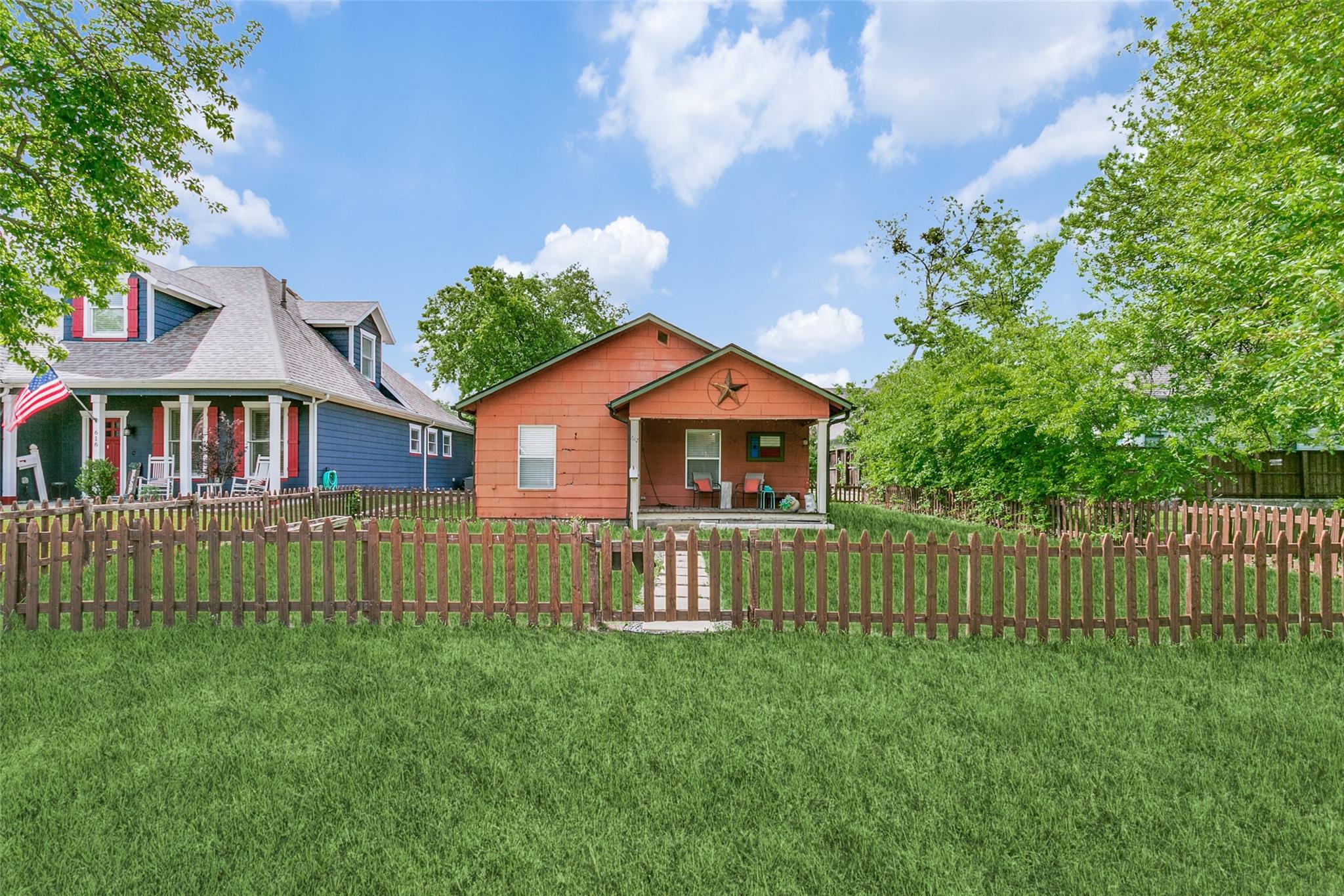 main property photo 3
