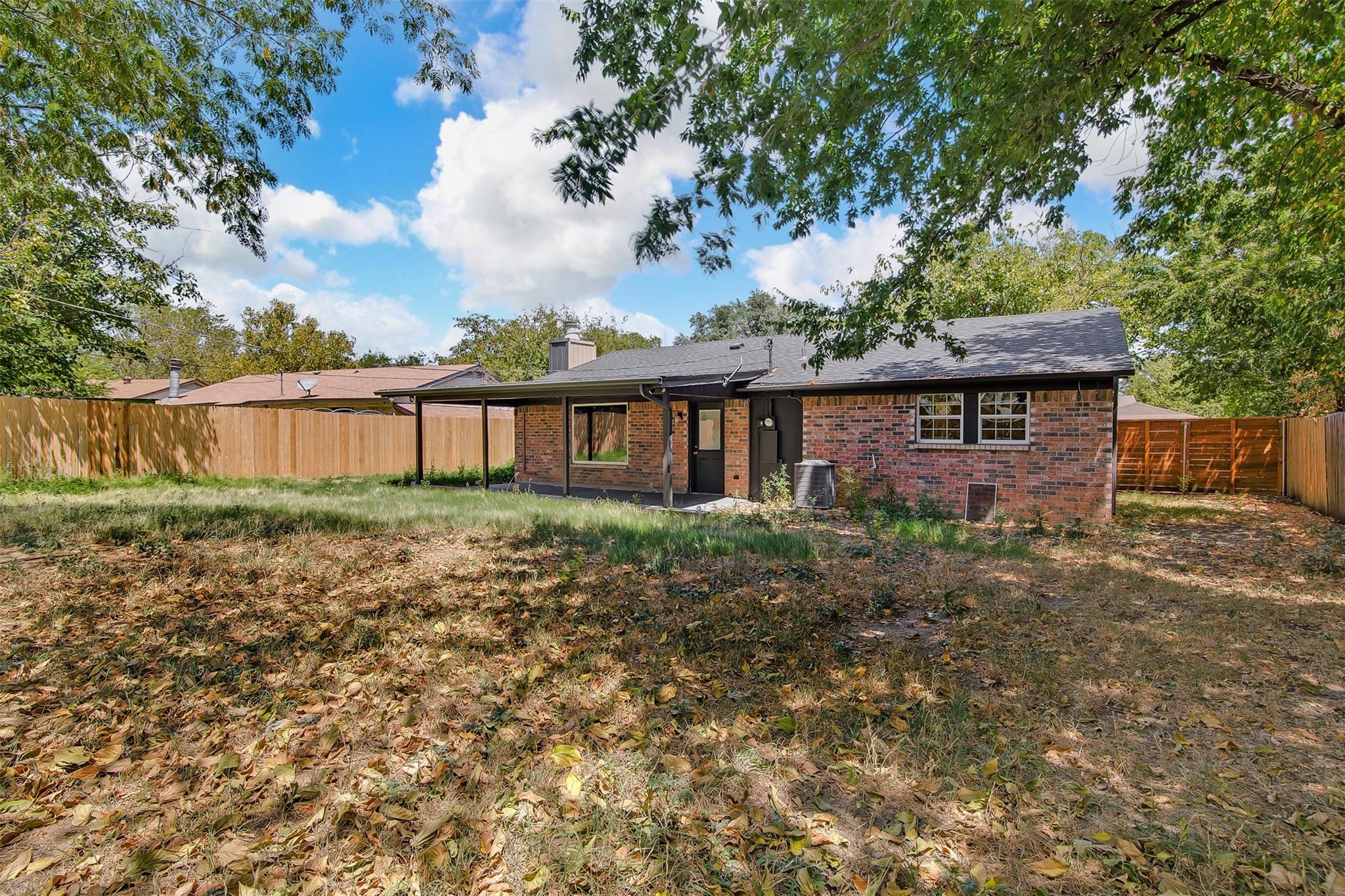 main property photo 13