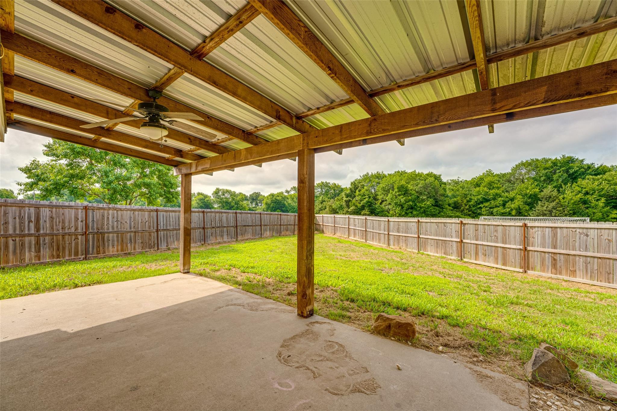 main property photo 22