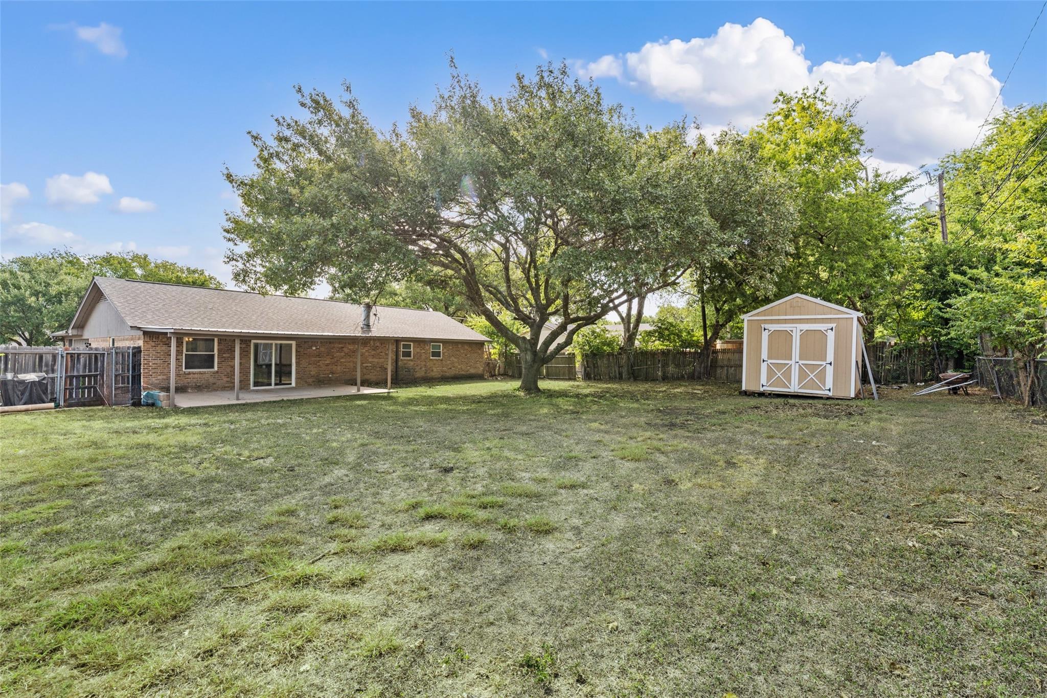 main property photo 21