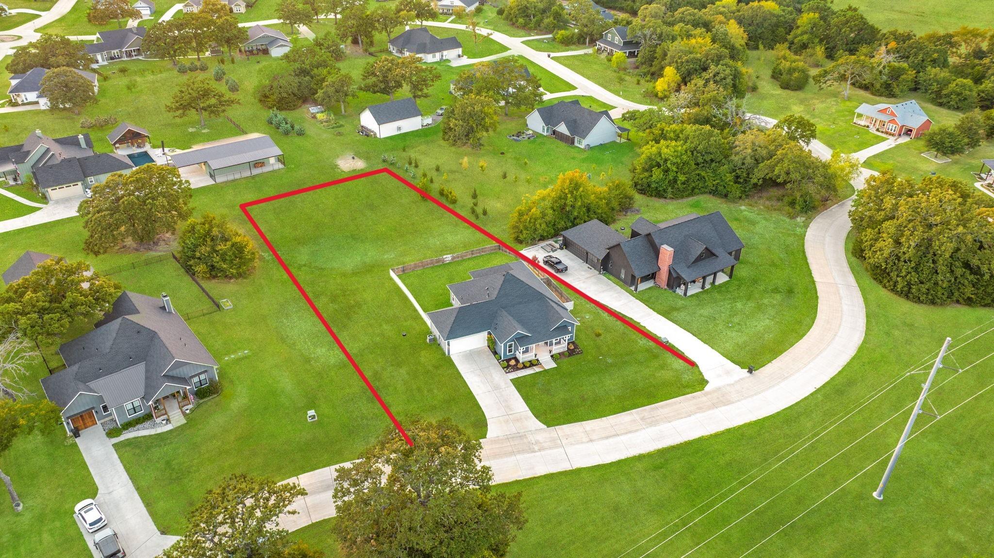 main property photo 27
