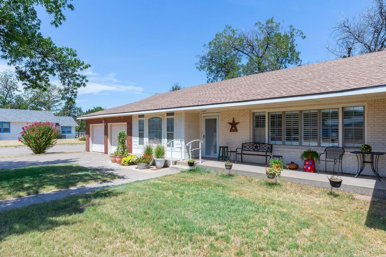 main property photo 3