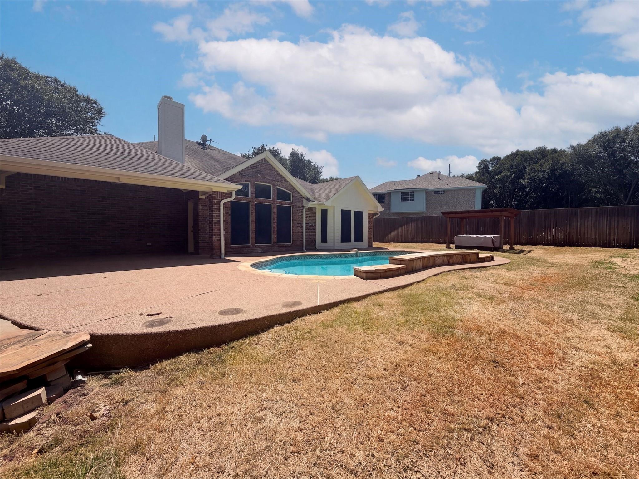 main property photo 27