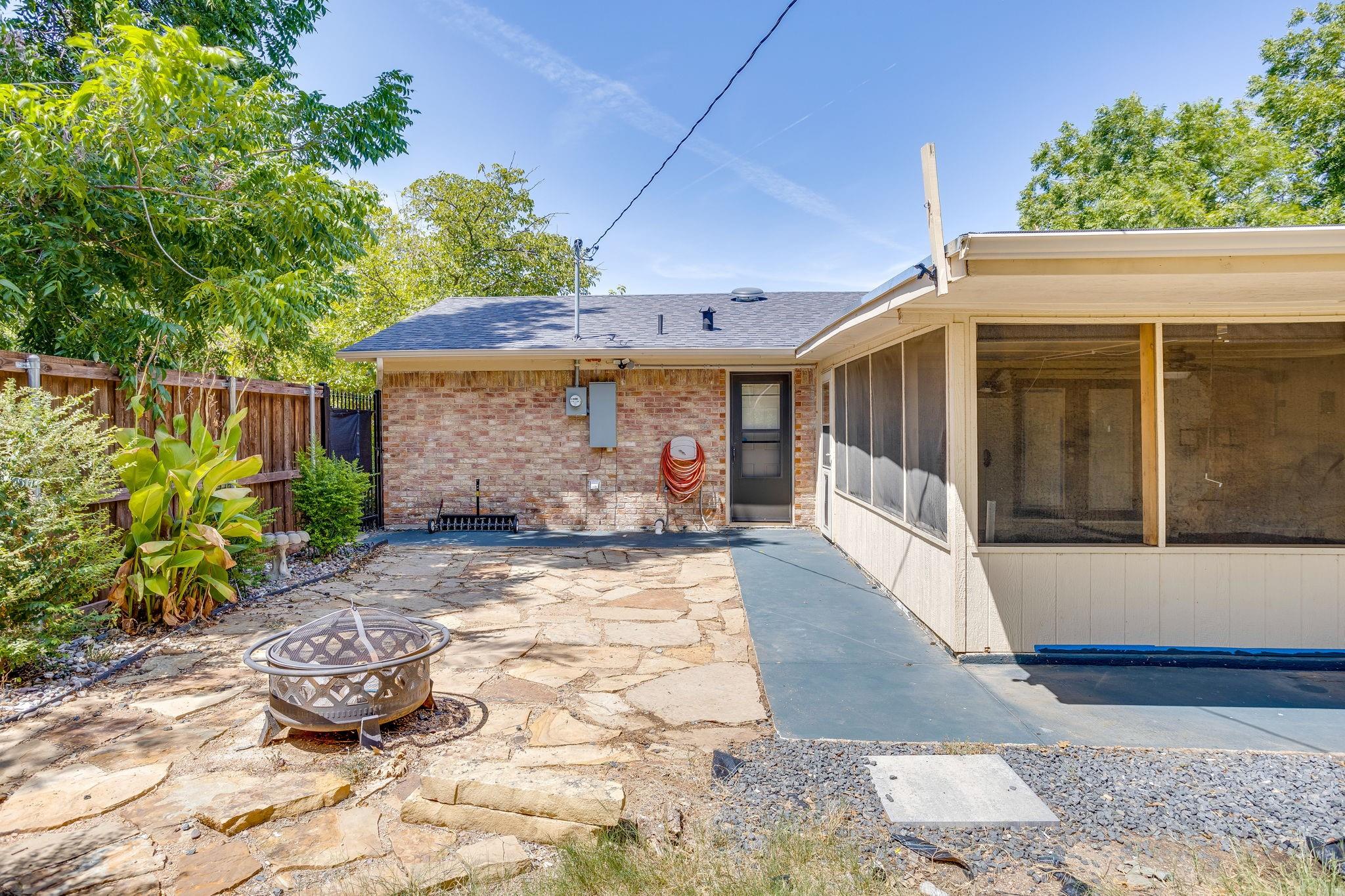 main property photo 36