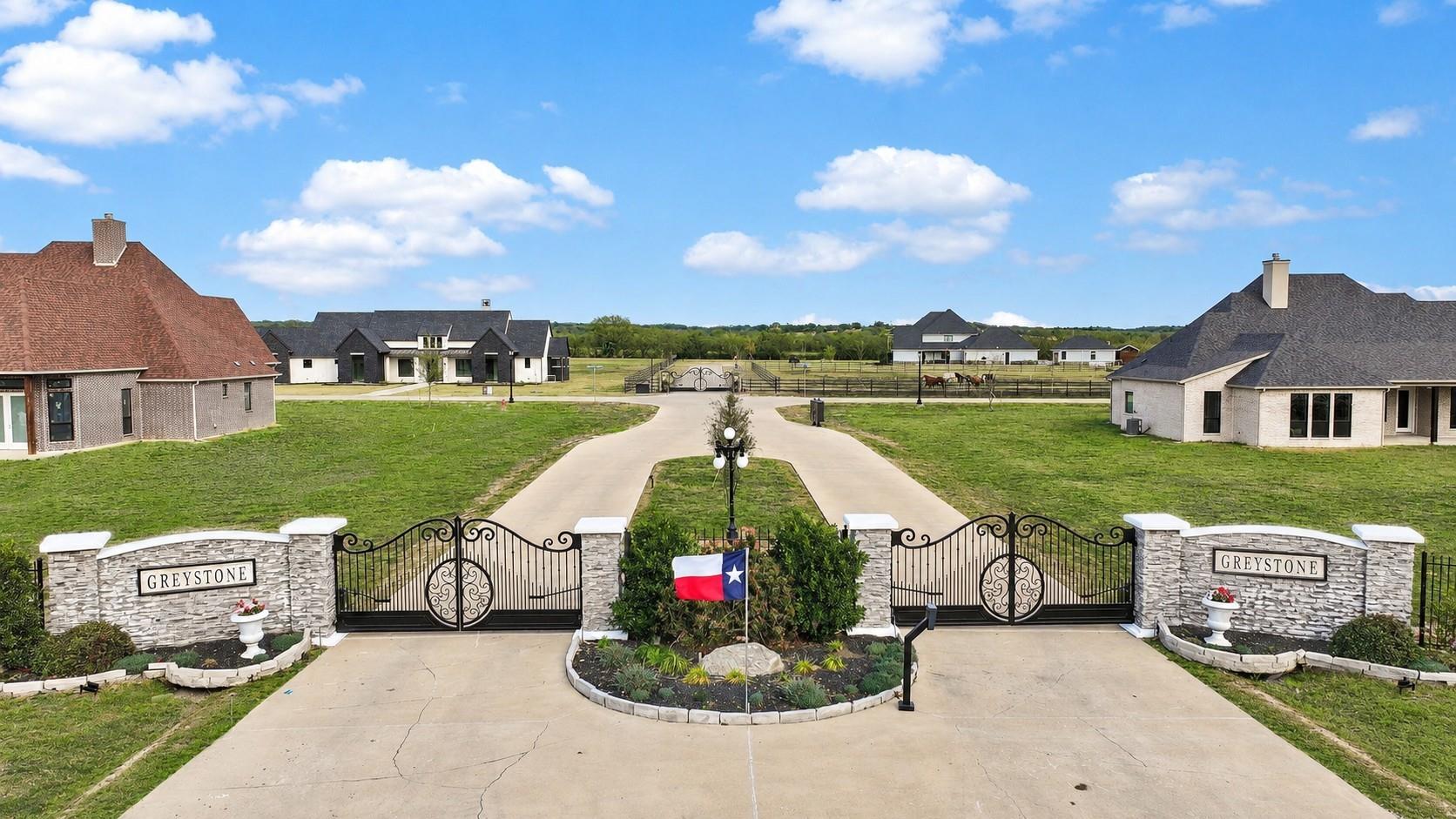 main property photo 0