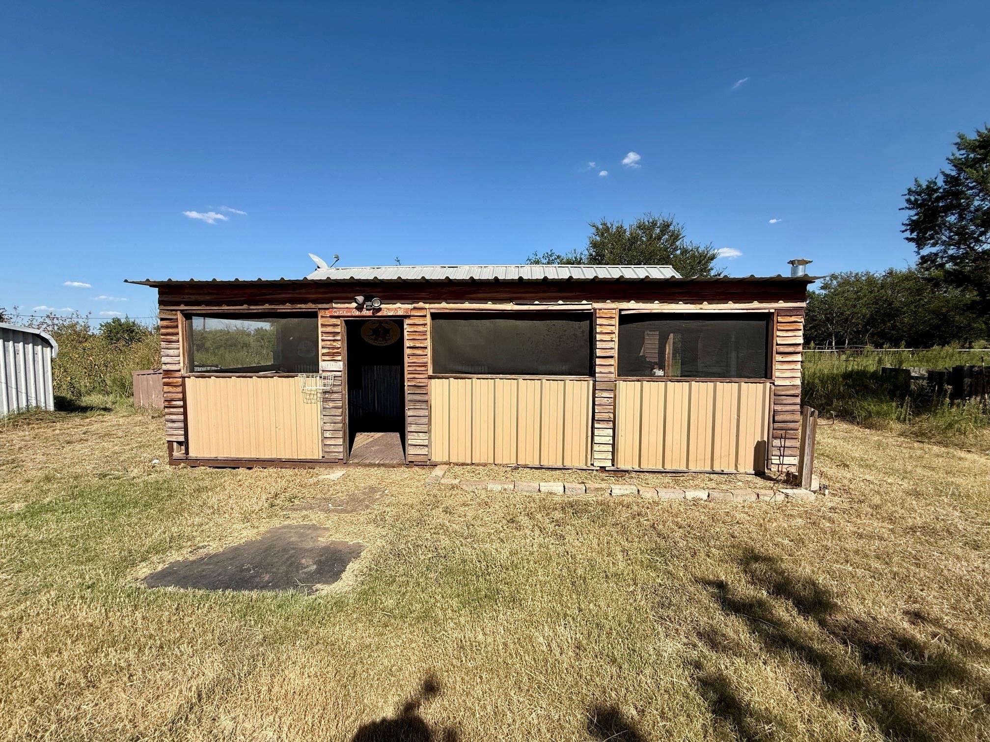 main property photo 7